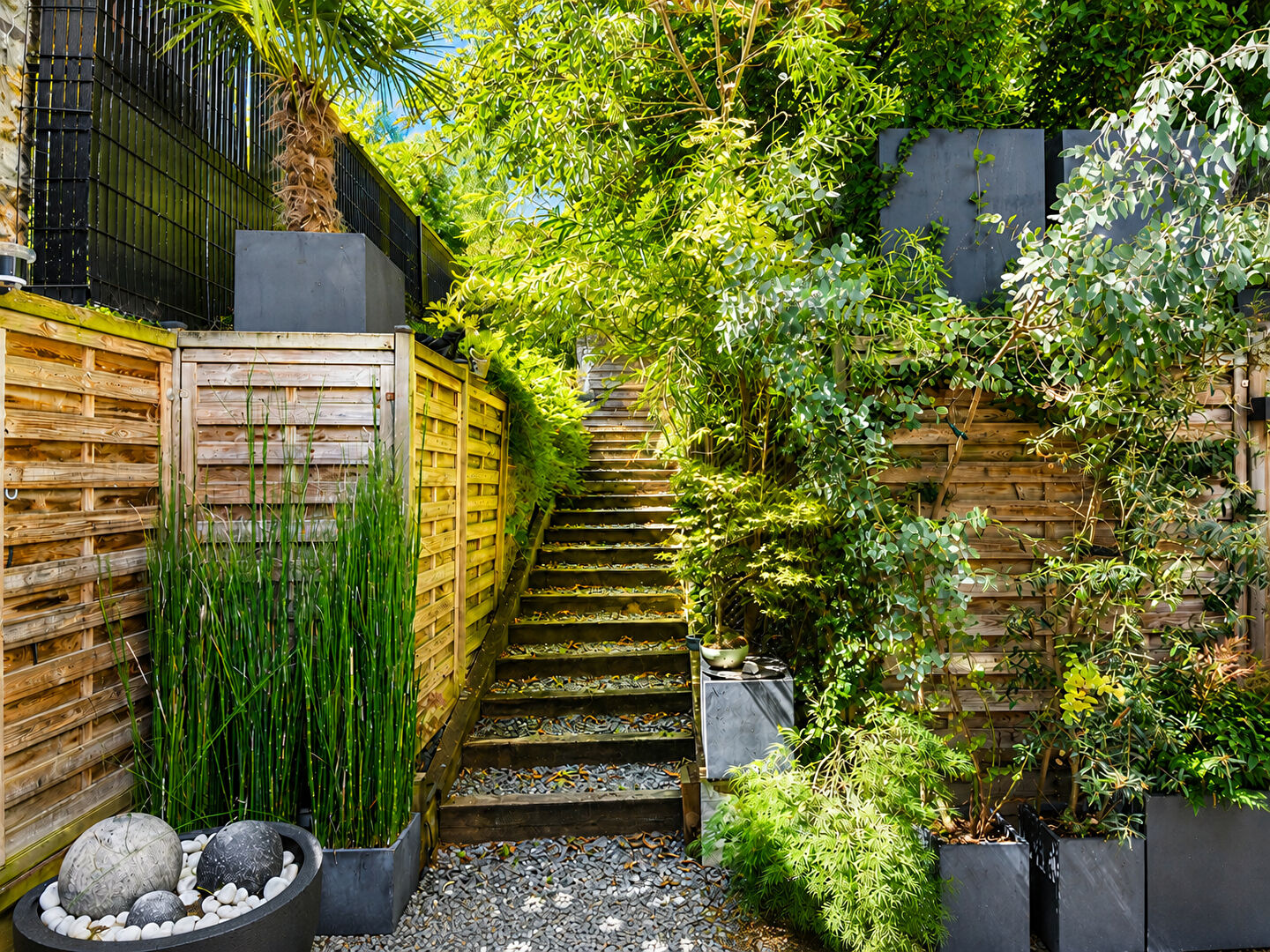 CHATOU – MAISON CONTEMPORAINE 200 M² AU SOL – TERRAIN  425 M²