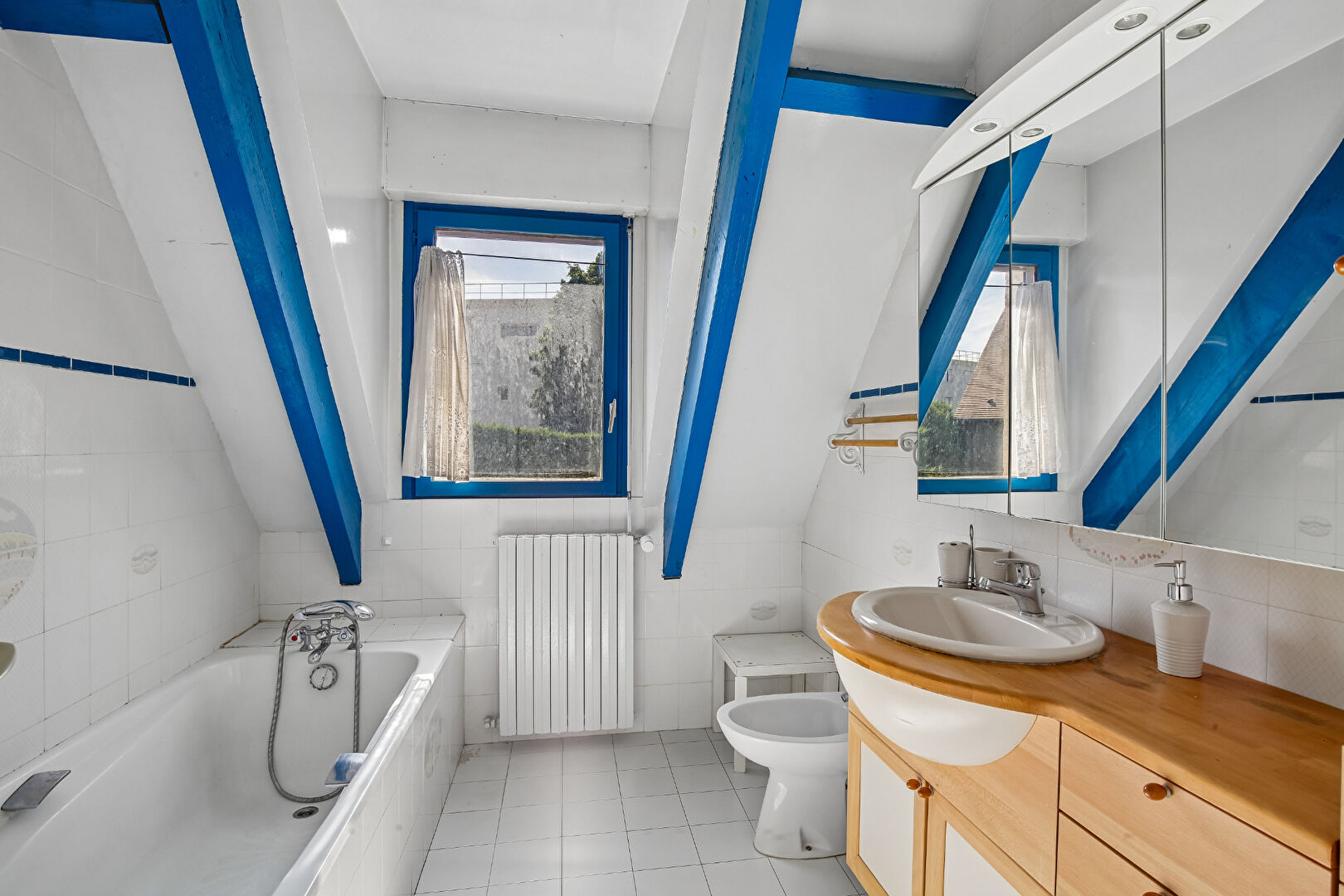 CROISSY SUR SEINE – MAISON FAMILIALE DE 176 M² – 5 CHAMBRES – TERRAIN DE 867 M²