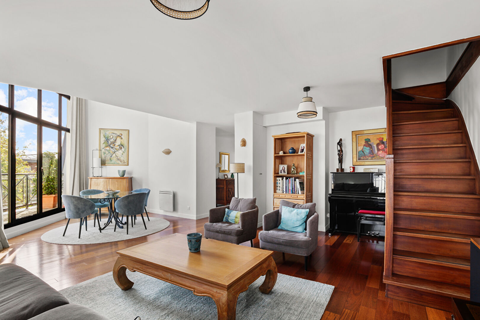 BAS DE CHATOU PROCHE CENTRE-VILLE Très bel Appartement Duplex de 111 m² avec 3 chambres et possibilité d&rsquo;une 4è