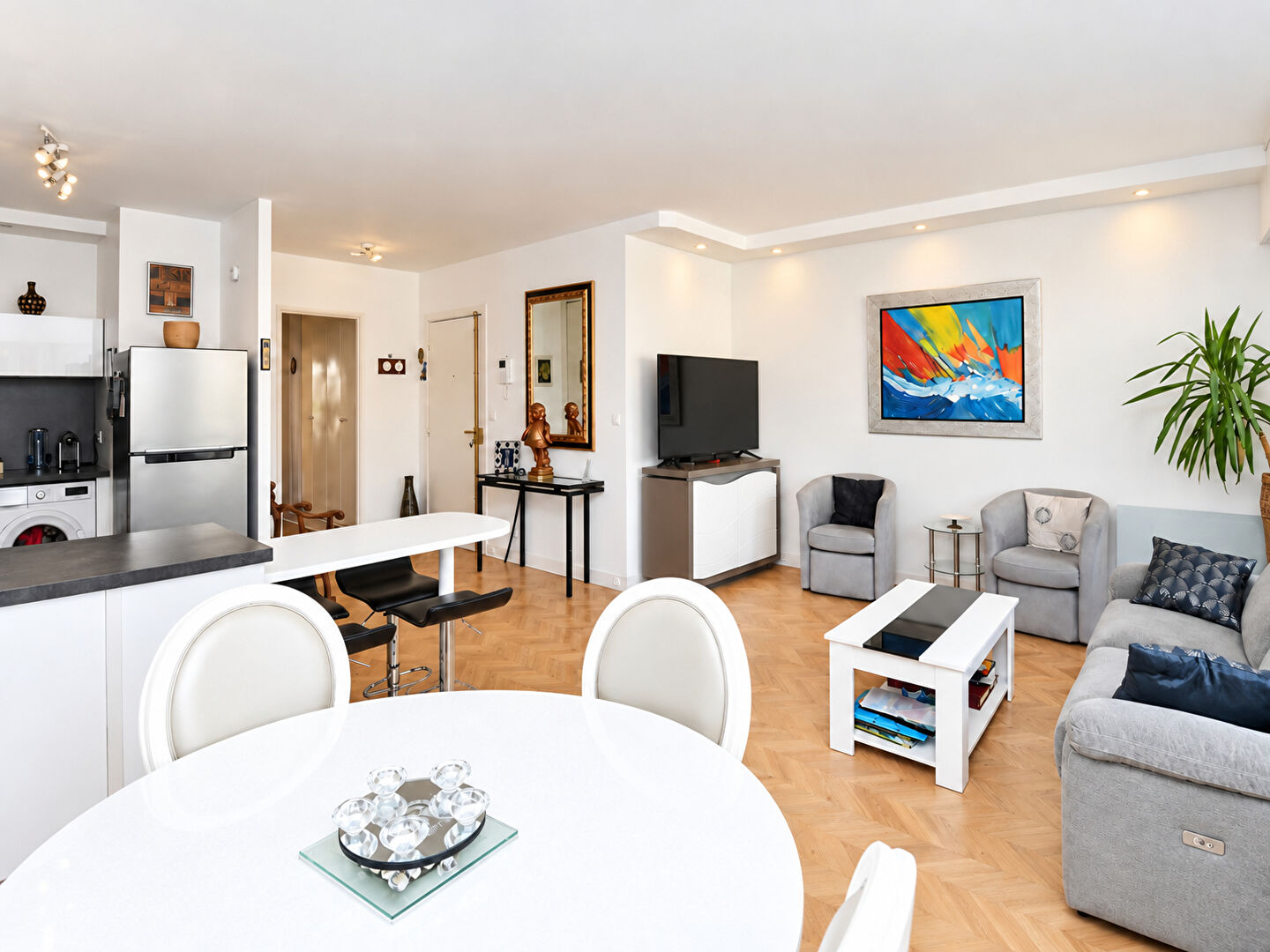 BAS DE CHATOU – 7 MN RER – APPARTEMENT 2 CHAMBRES – 68 M² – CAVE ET PARKING