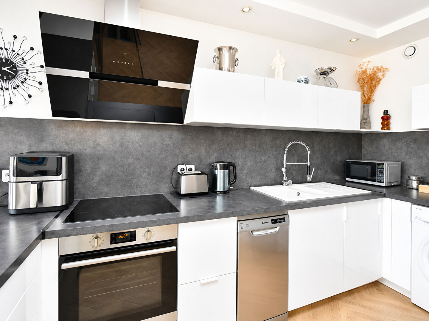 BAS DE CHATOU – 7 MN RER – APPARTEMENT 2 CHAMBRES – 68 M² – CAVE ET PARKING