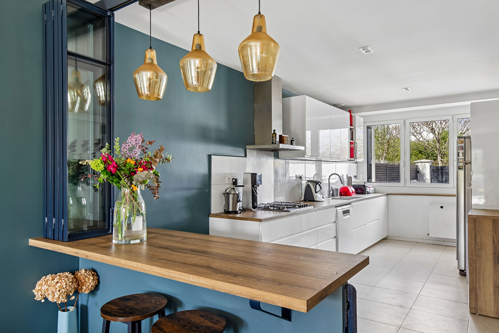 CHATOU – MAISON DE 187 M² – 6 CHAMBRES – SOUS SOL TOTAL – TERRAIN 322 M²- PROCHE ECOLES ET COMMERCES