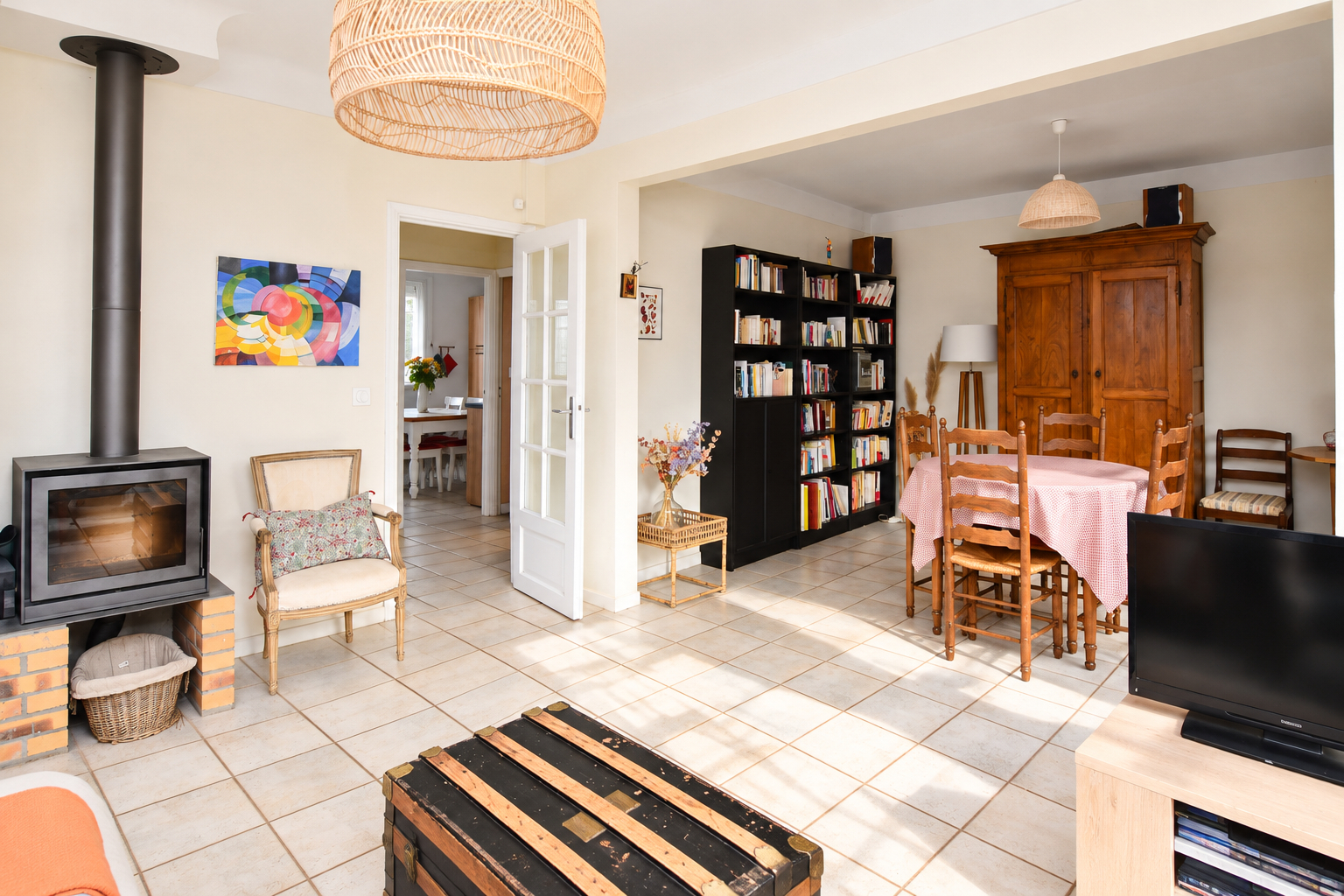 EXCLUSIVITE à CHATOU  MAISON LUMINEUSE AU CALME ABSOLU  4 CHAMBRES, JARDIN ET GARAGE