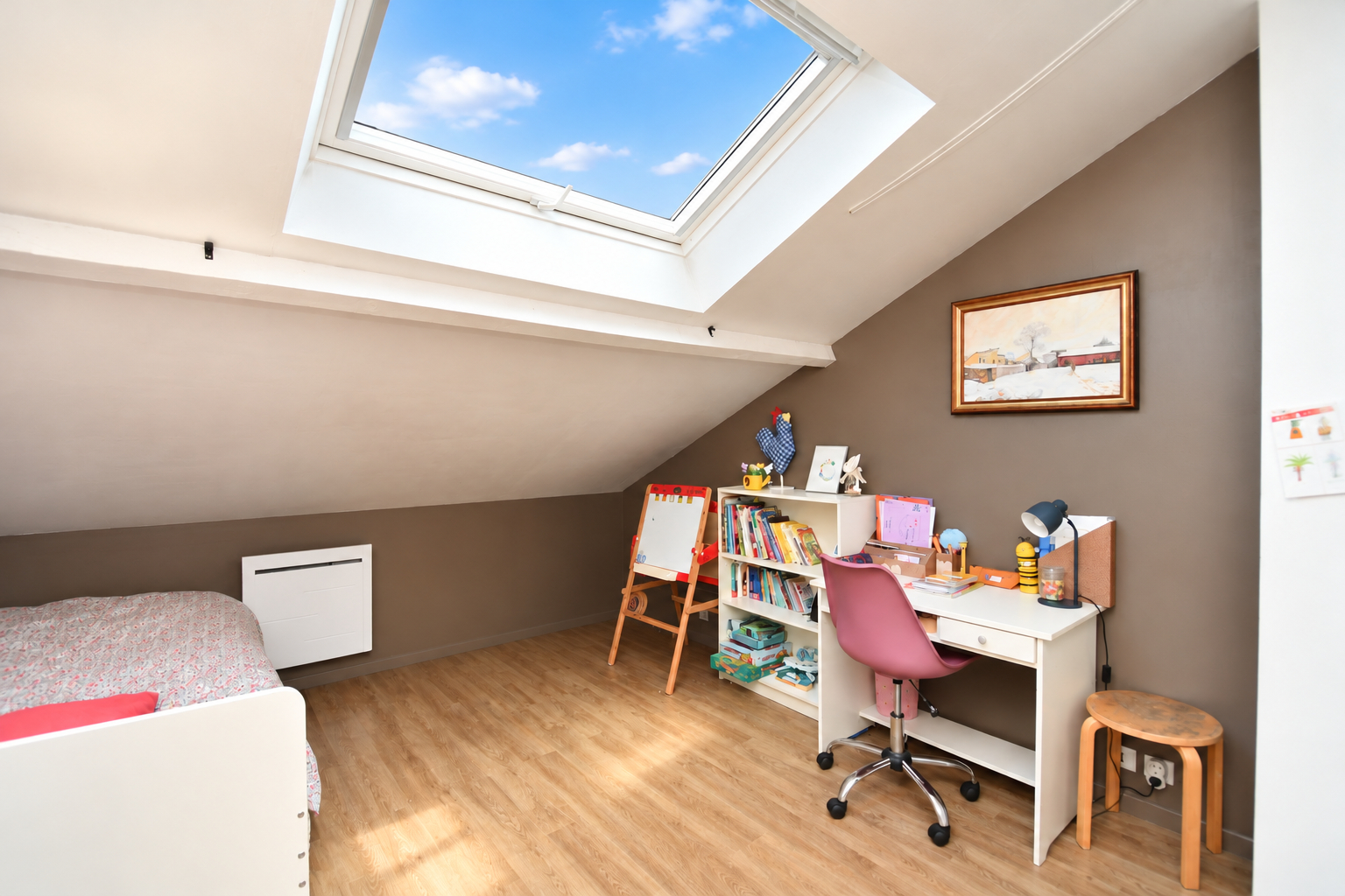EXCLUSIVITE à CHATOU  MAISON LUMINEUSE AU CALME ABSOLU  4 CHAMBRES, JARDIN ET GARAGE