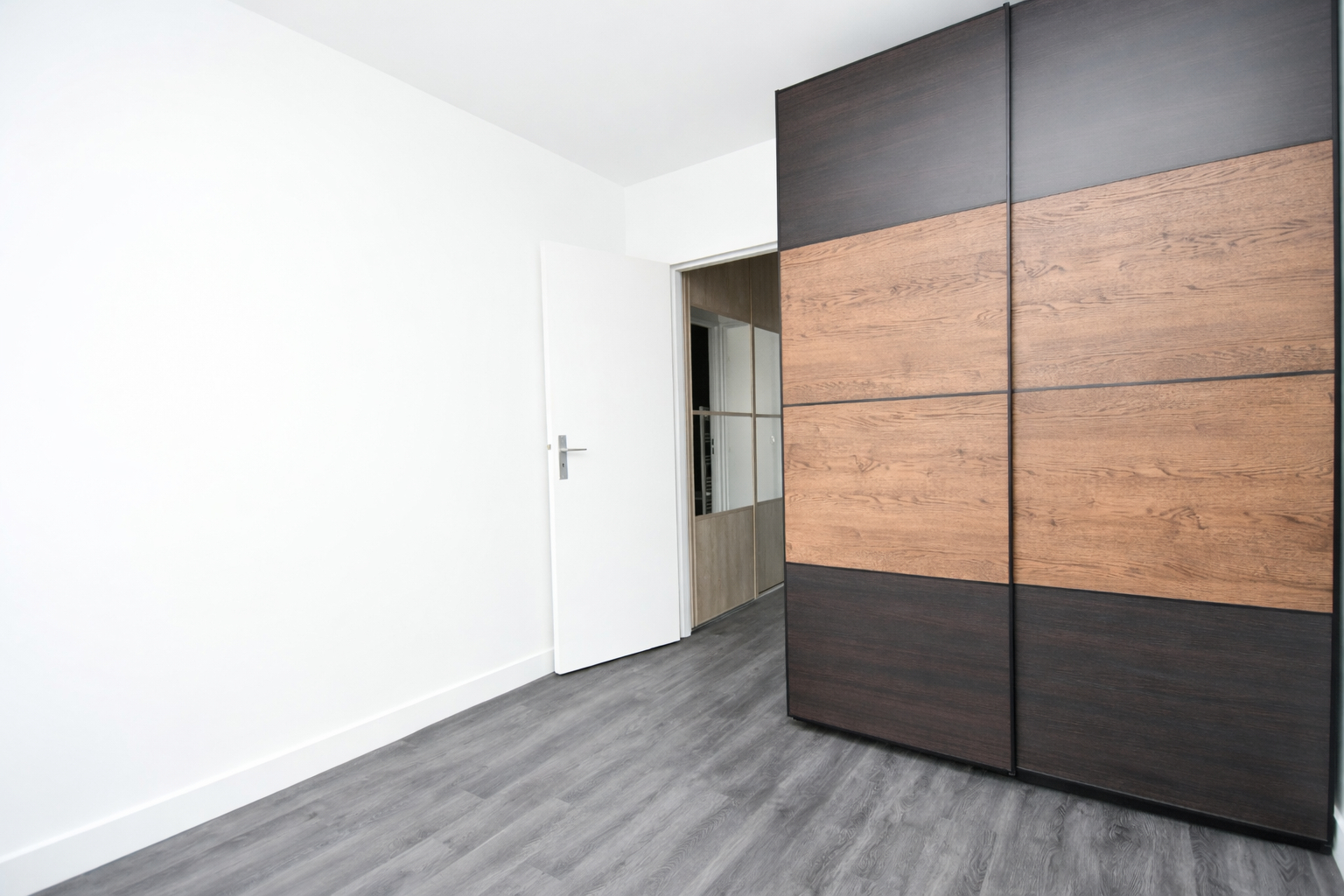 BAS DE CHATOU – Résidence de standing – Appartement 2 pièces 46 m² avec cave et box – 5 mn RER