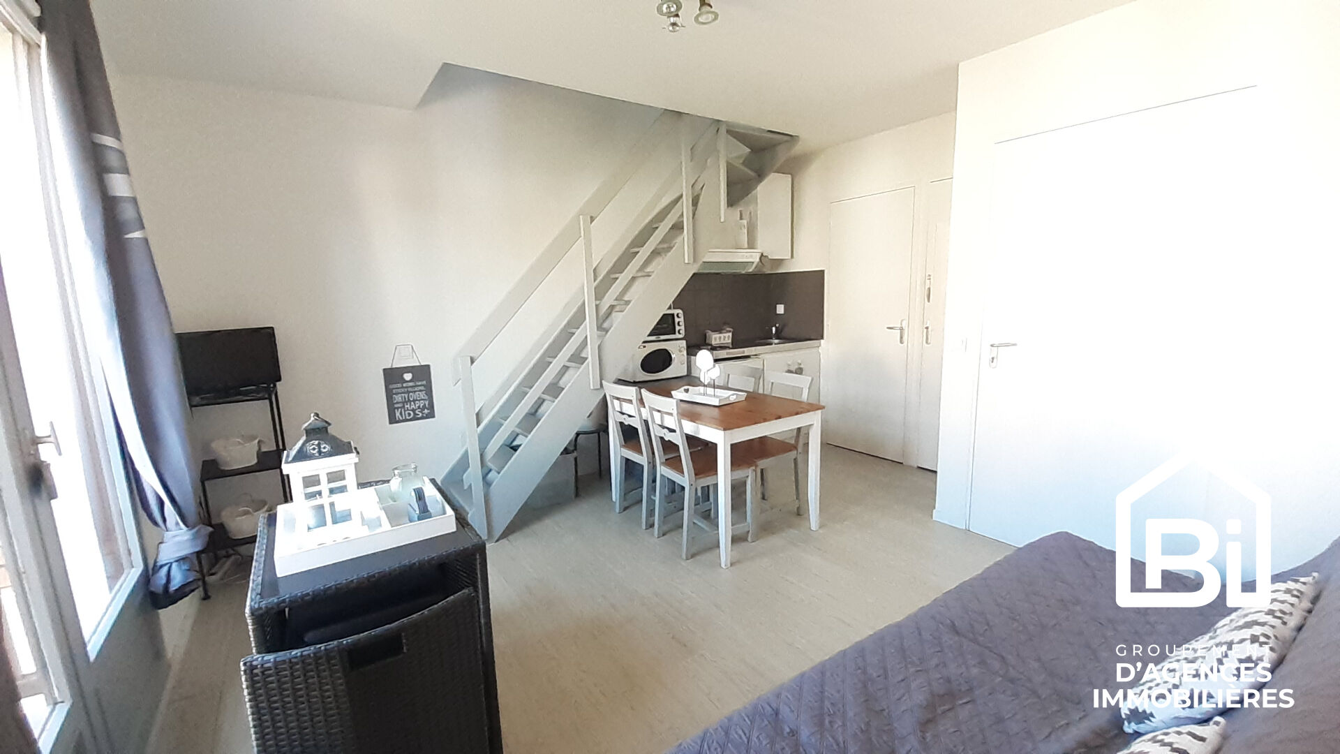 Photo APPARTEMENT DUPLEX COURSEULLES SUR MER image 5/6