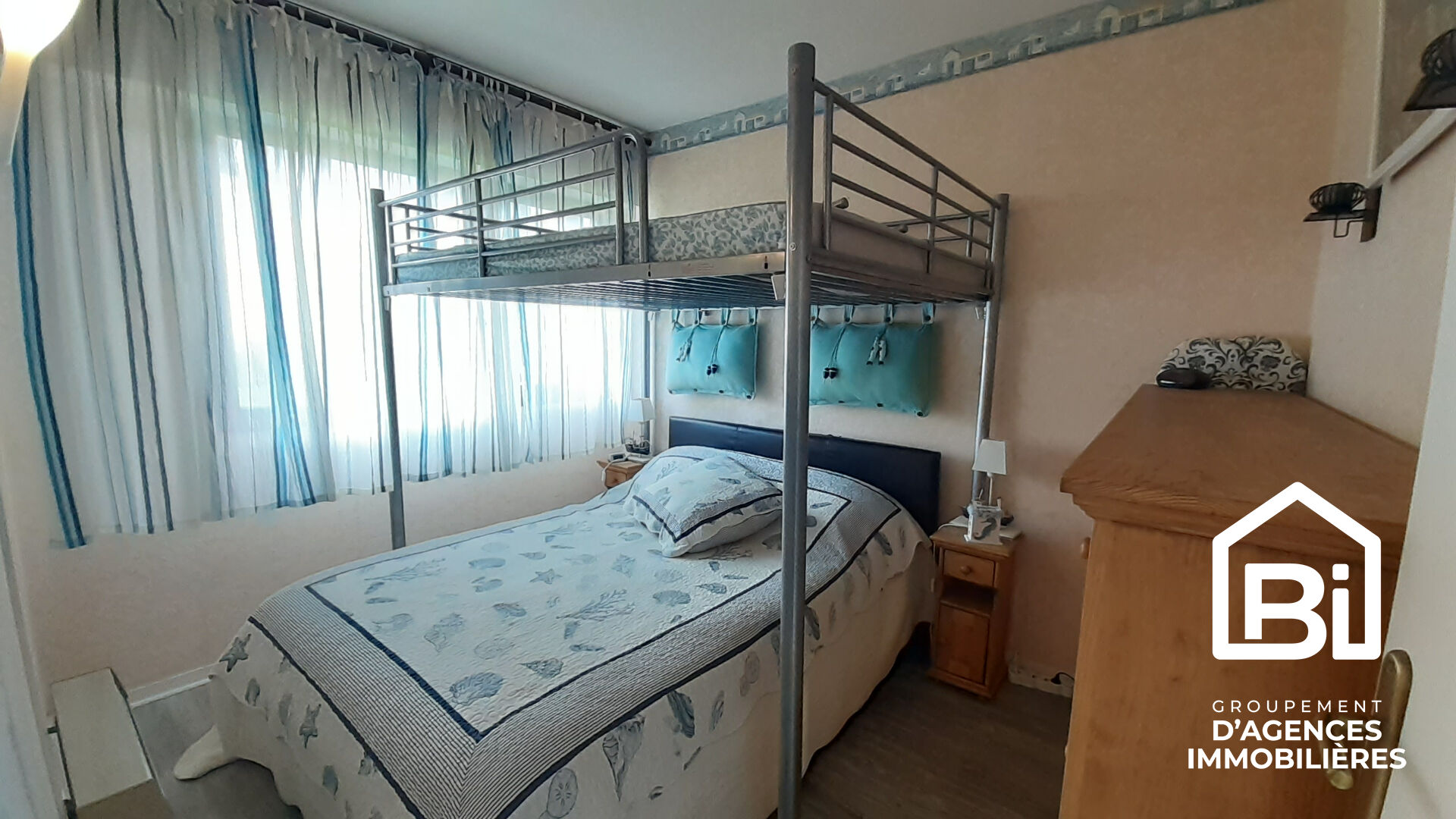 Photo COURSEULLES SUR MER, proche plage image 3/6