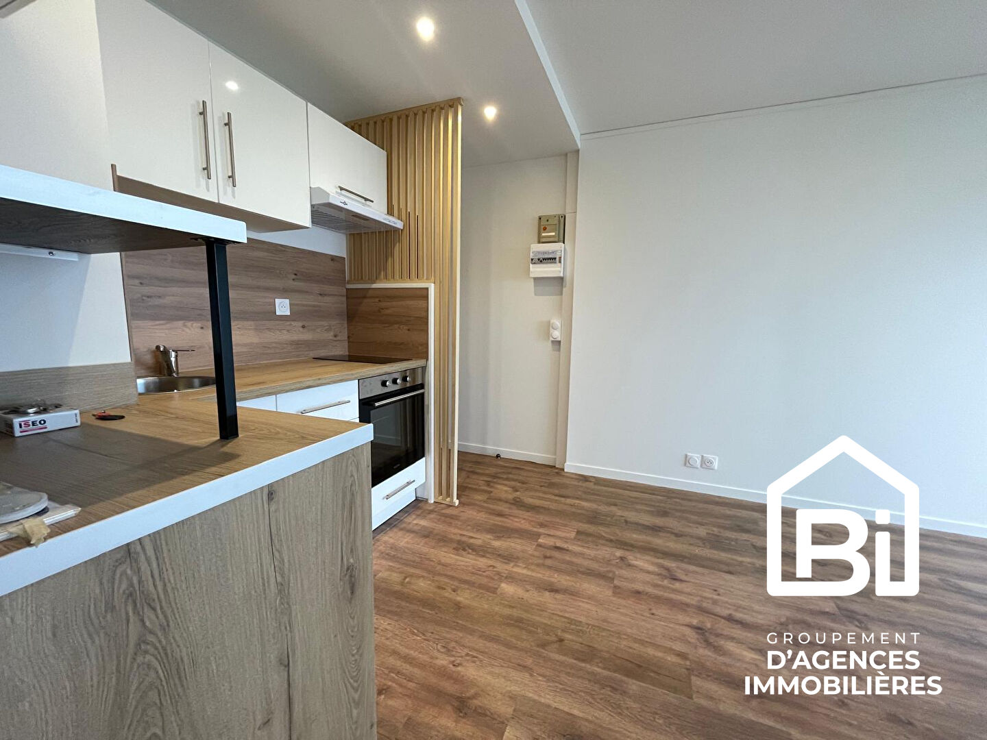 Photo COURSEULLES SUR MER - Appartement rénové 2PP - 29,52m² image 4/6