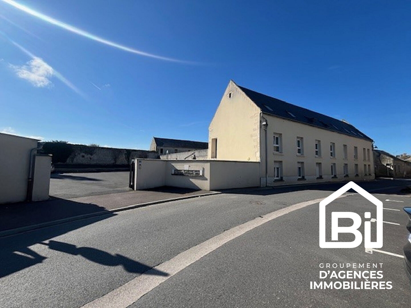 Photo Appartement Graye Sur Mer 3 pièce(s) 53.32 m2 image 1/6