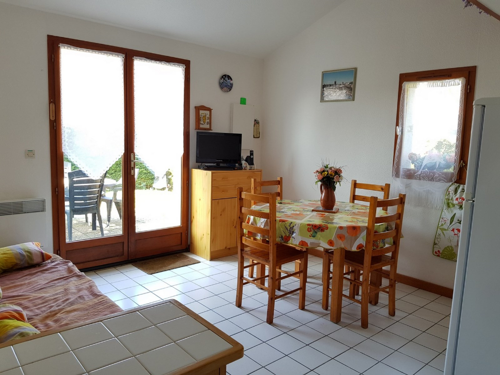 Photo logement dans residence avec piscine et tennis image 2/6