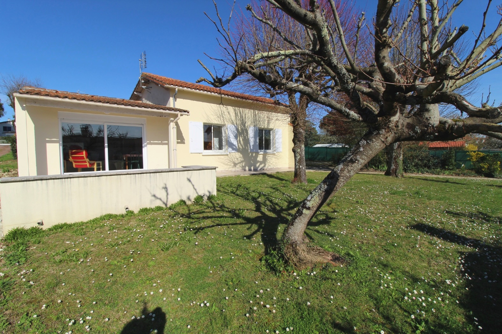 Villa Saint Palais Sur Mer 6 pièce(s) 14 personnes