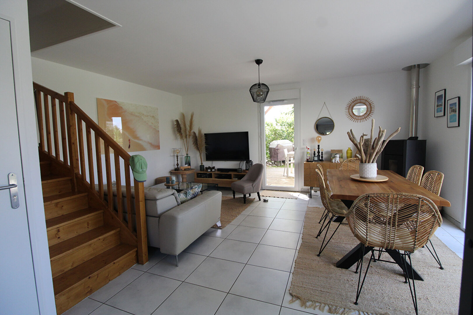 Photo MAISON RECENTE AVEC PISCINE PRIVEE image 3/6