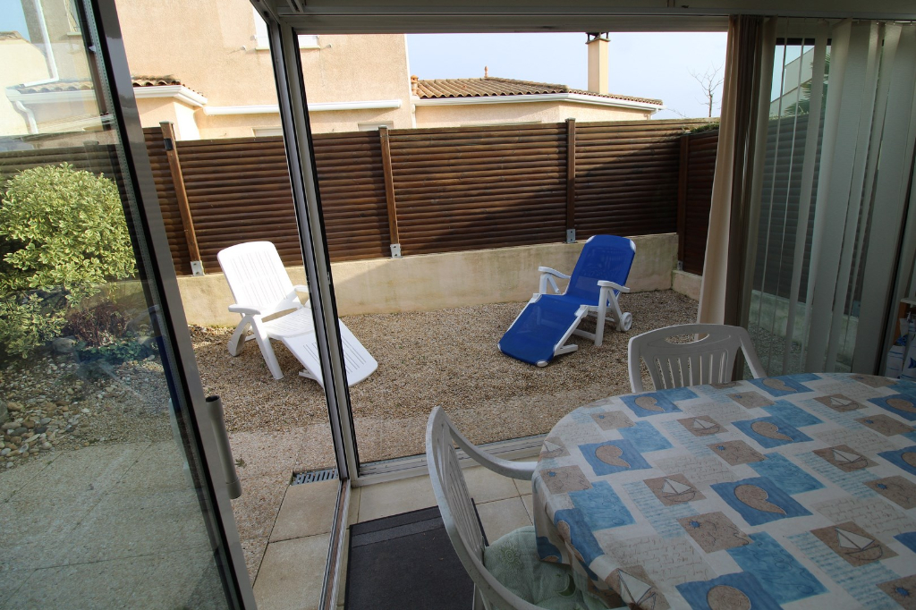 Photo LOGEMENT MITOYEN DANS RESIDENCE AVEC PISCINE image 2/6