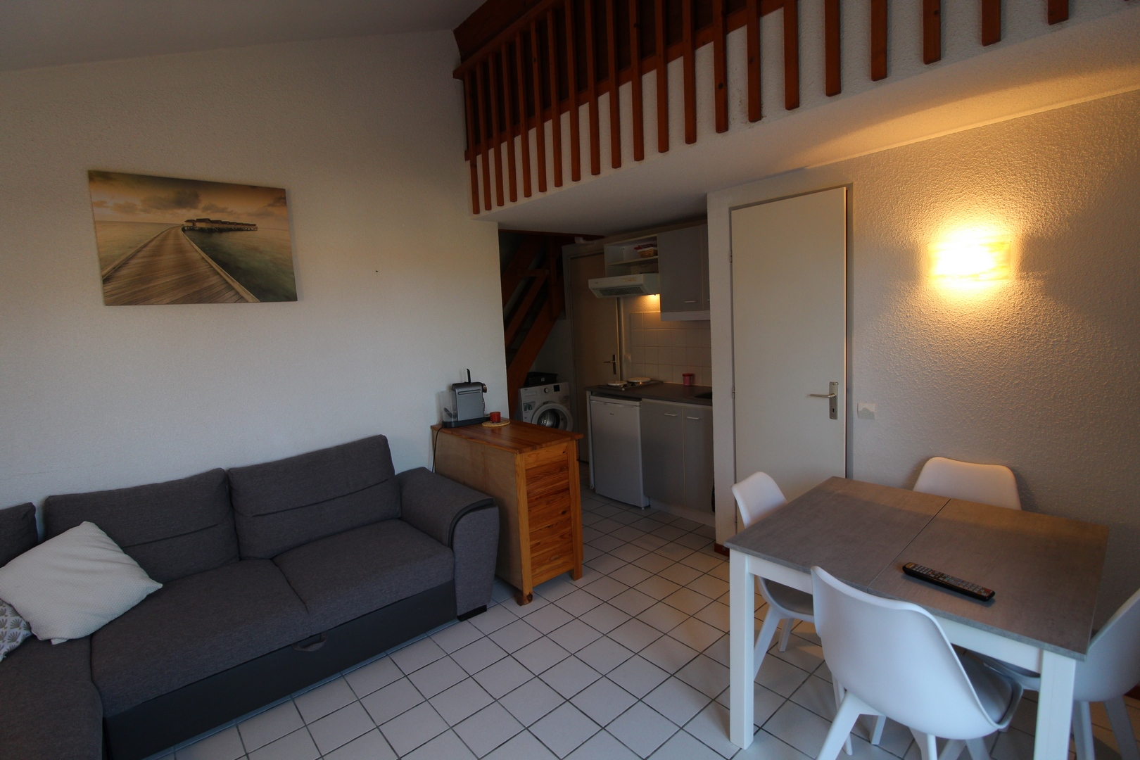 Photo LOGEMENT DANS UNE RESIDENCE AVEC PISCINE ET TENNIS image 3/6
