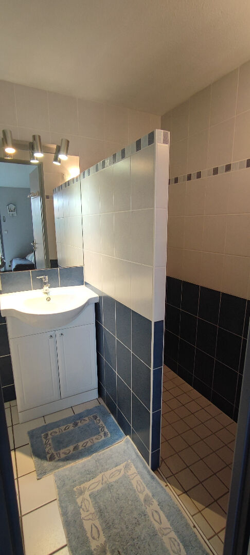 Photo LOGEMENT DANS RESIDENCE AVEC PISCINE ET TENNIS image 6/6