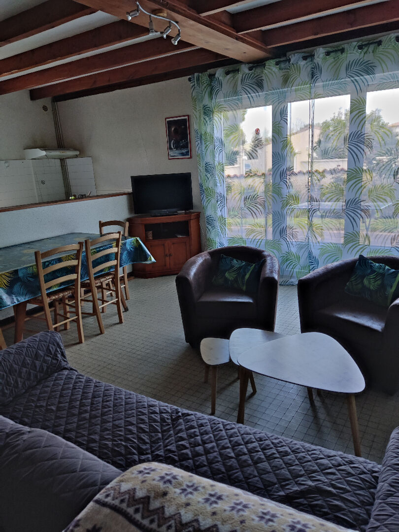 Photo LOGEMENT MITOYEN AVEC JARDIN PRIVATIF image 4/6