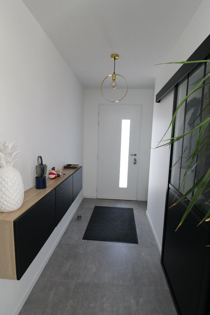 Photo MAISON NEUVE AVEC PISCINE PRIVEE image 2/6