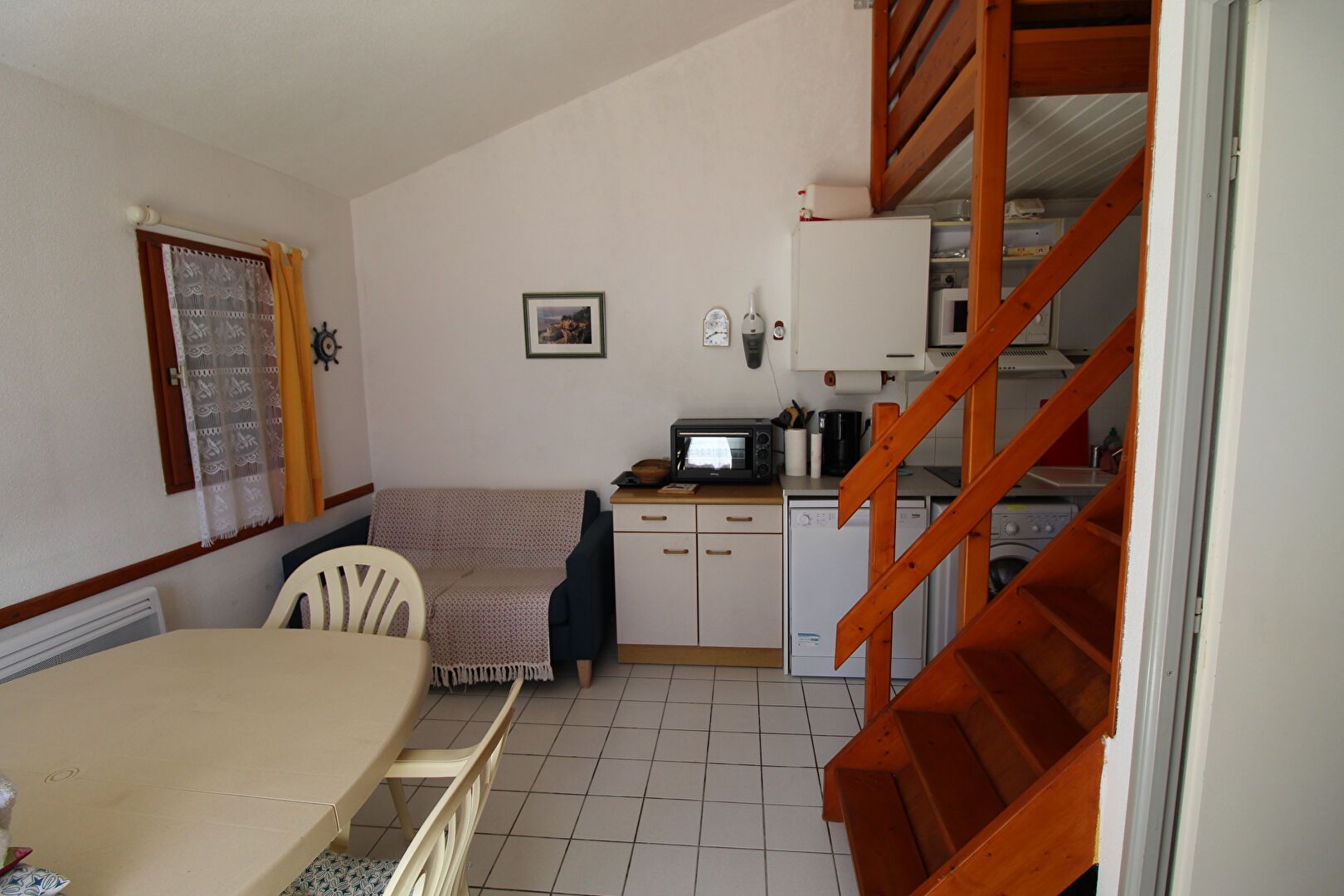 Photo LOGEMENT DANS RESIDENCE AVEC PISCINE image 2/6