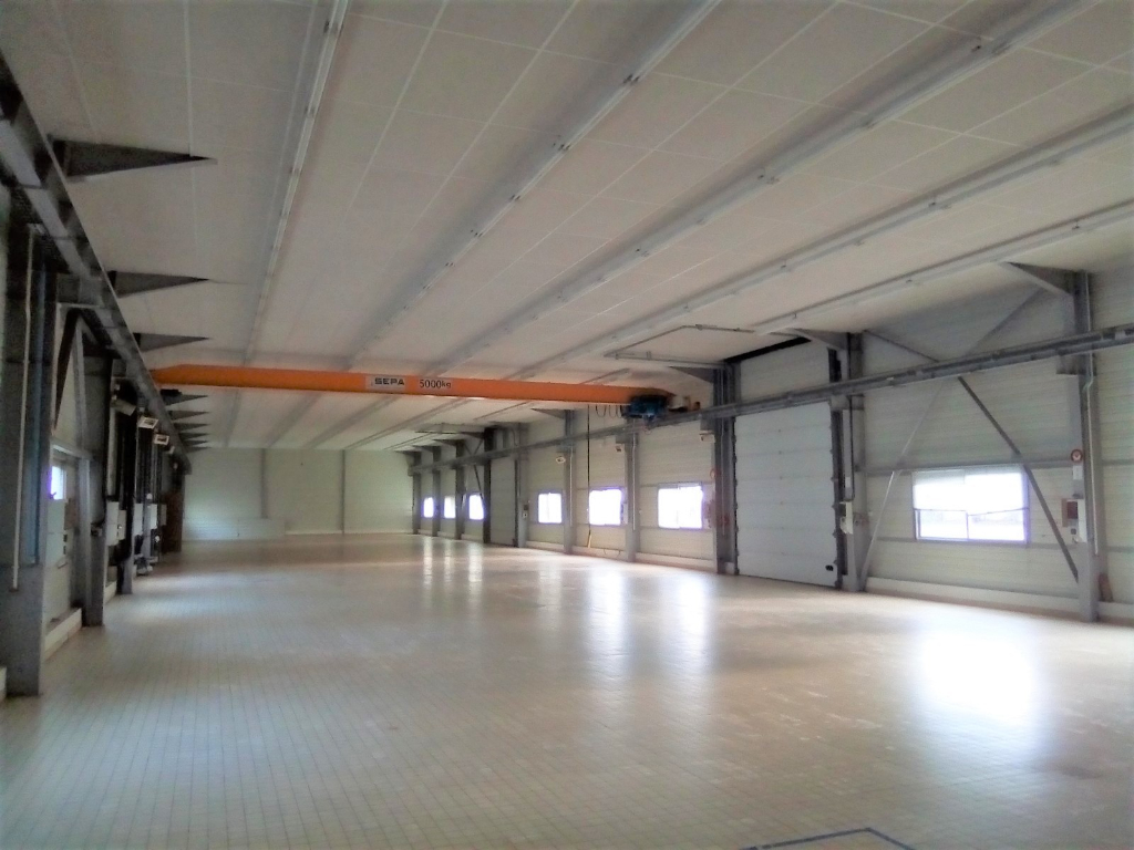 Agrandir la photo Entrepôt à louer - 2677.0 m2 - 14 - Calvados