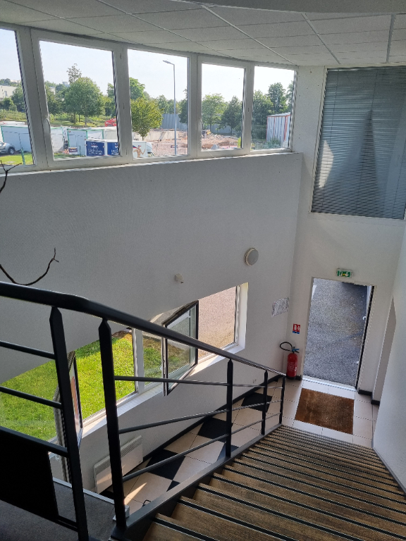 Agrandir la photo Bureaux à louer - 52.1 m2 - 14 - Calvados