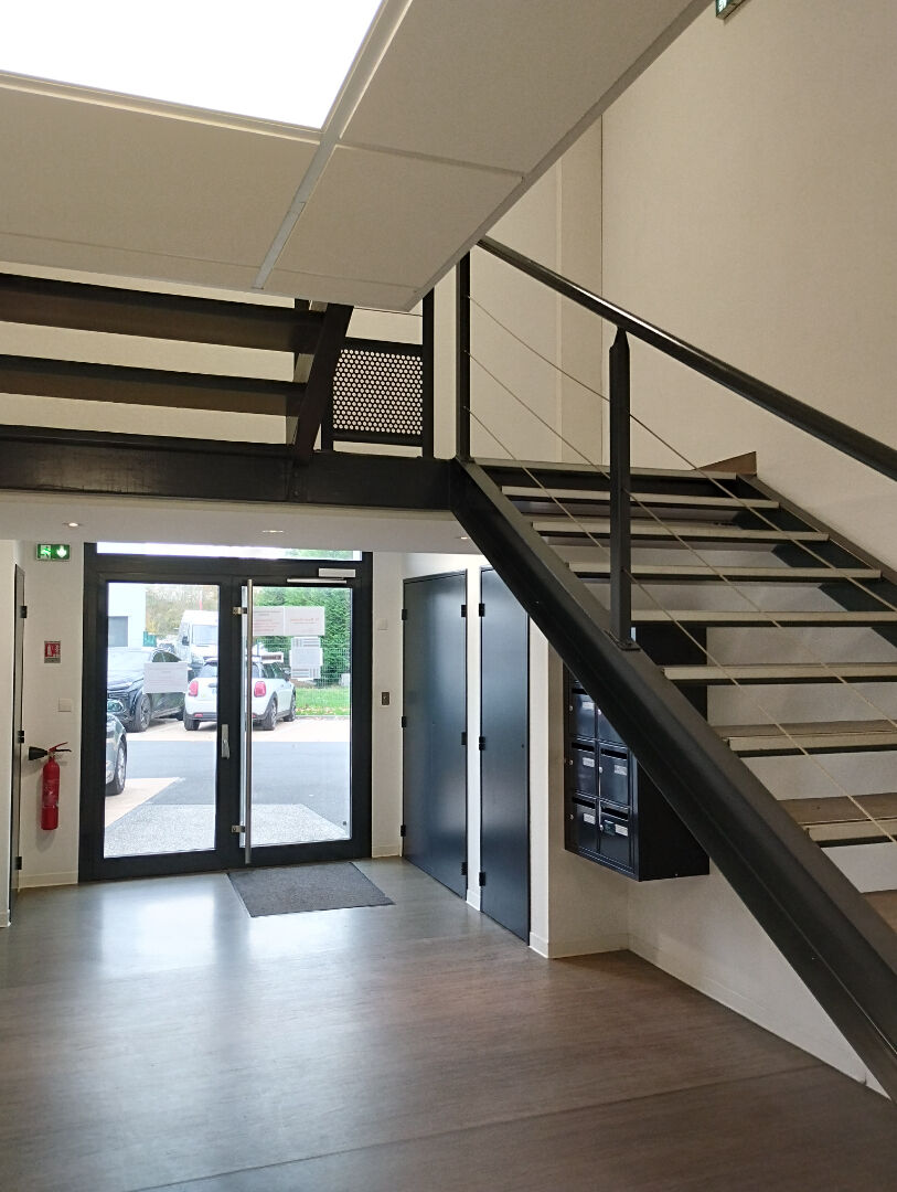 Bureaux à louer - 140.0 m2 - 14 - Calvados