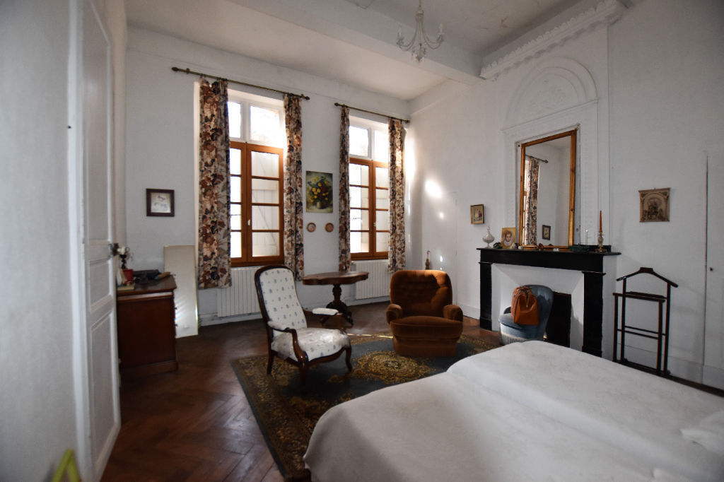 Photo Ensemble immobilier  600 m² de surface totale - VERDUN SUR GARONNE image 2/6