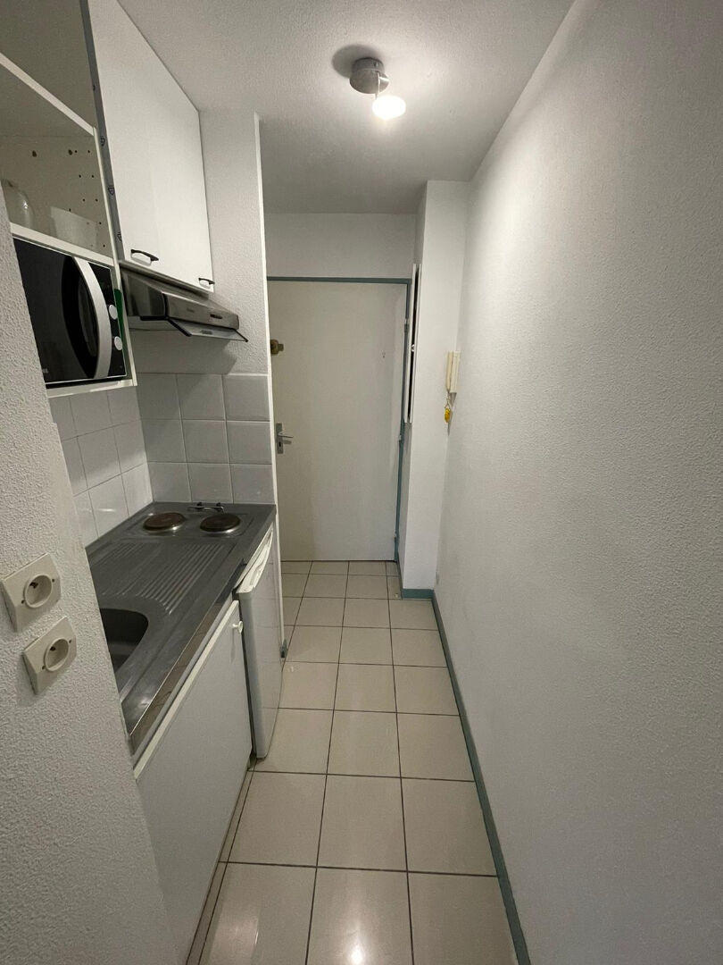 Photo Appartement Toulouse 1 pièce(s) 20 m2 235 route de narbonne 31400  toulouse image 3/4