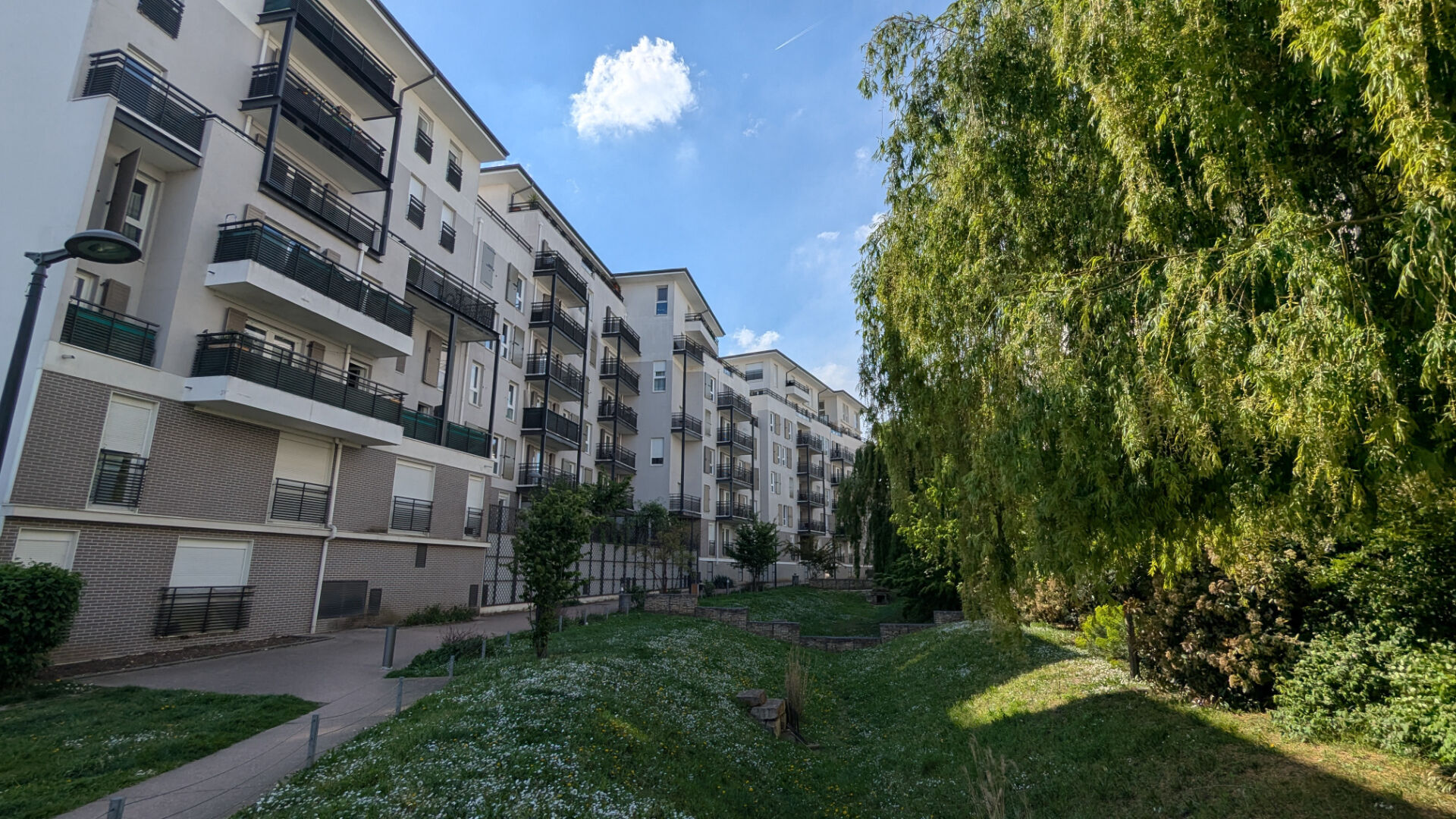 Agence immobilière de BMC IMMOBILIER - BMC IMMOBILIER EAUBONNE