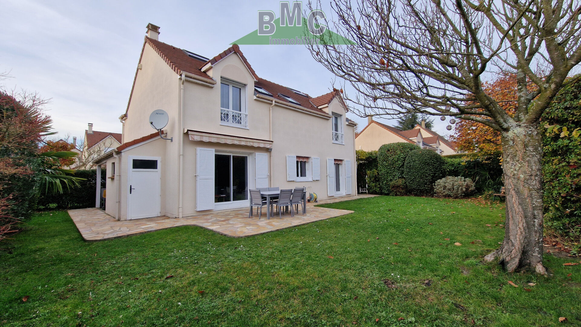 LE PLESSIS-BOUCHARD, 10' GARE