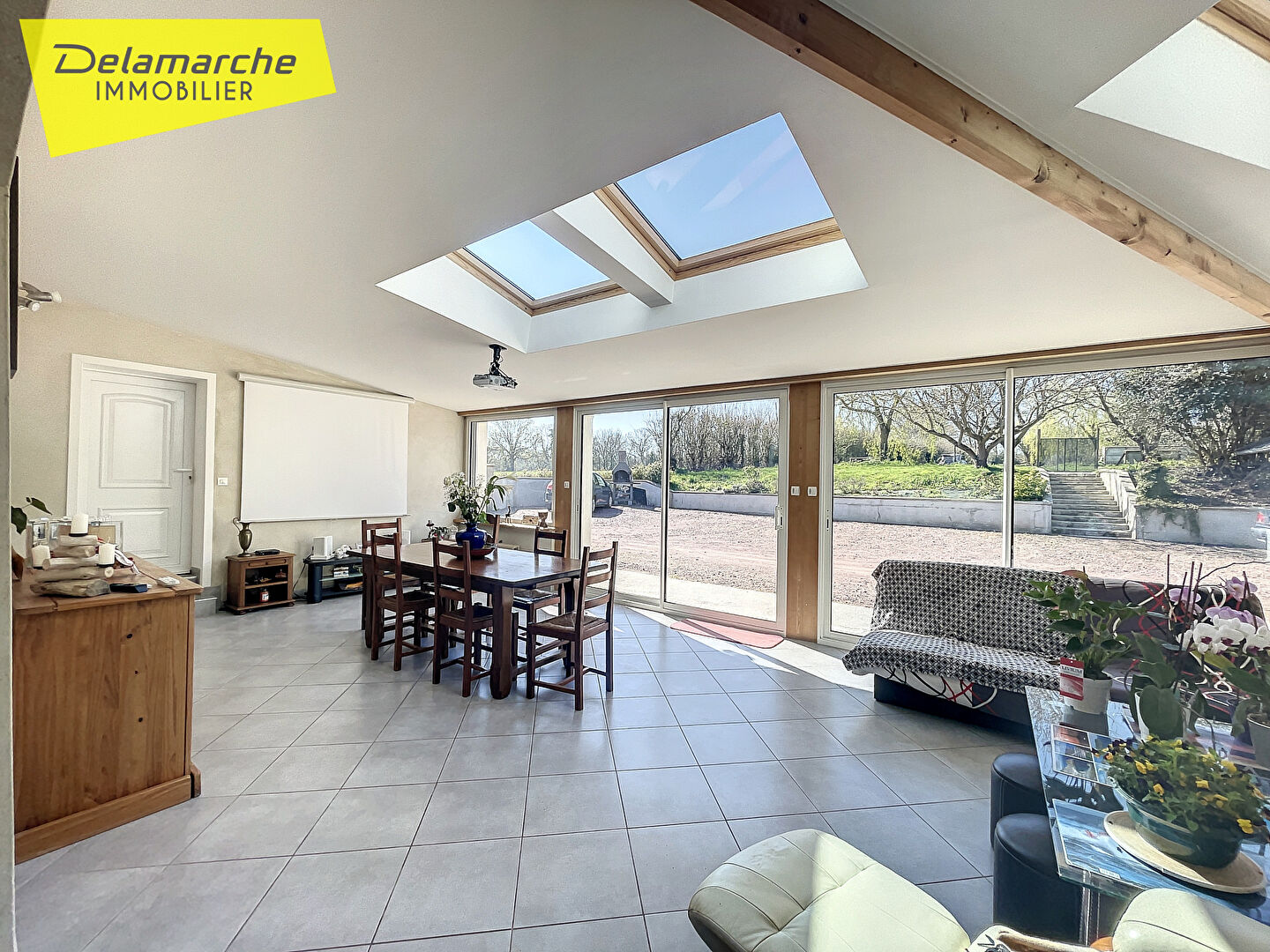 Photo Maison Bricqueville Sur Mer  11 pièces avec 2 gites et chambre d'hôte image 3/6