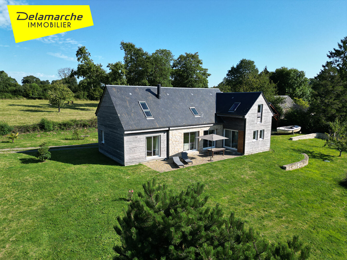 Photo À VENDRE  Propriété  vue dégagée à 180° sur la vallée du Thar image 1/6