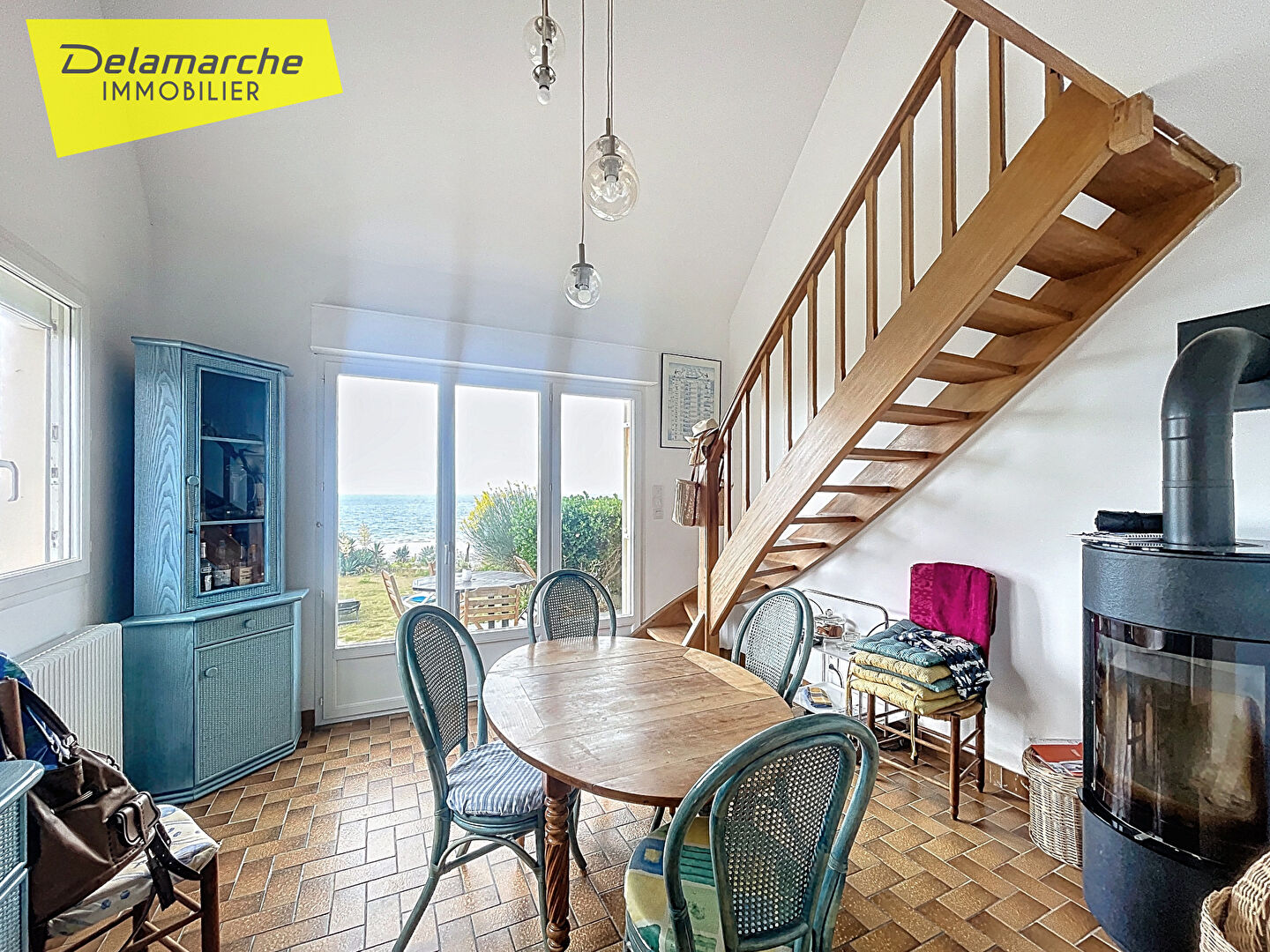 Photo Maison en front de mer située à Saint Martin de Brehal 3 pièces image 3/6