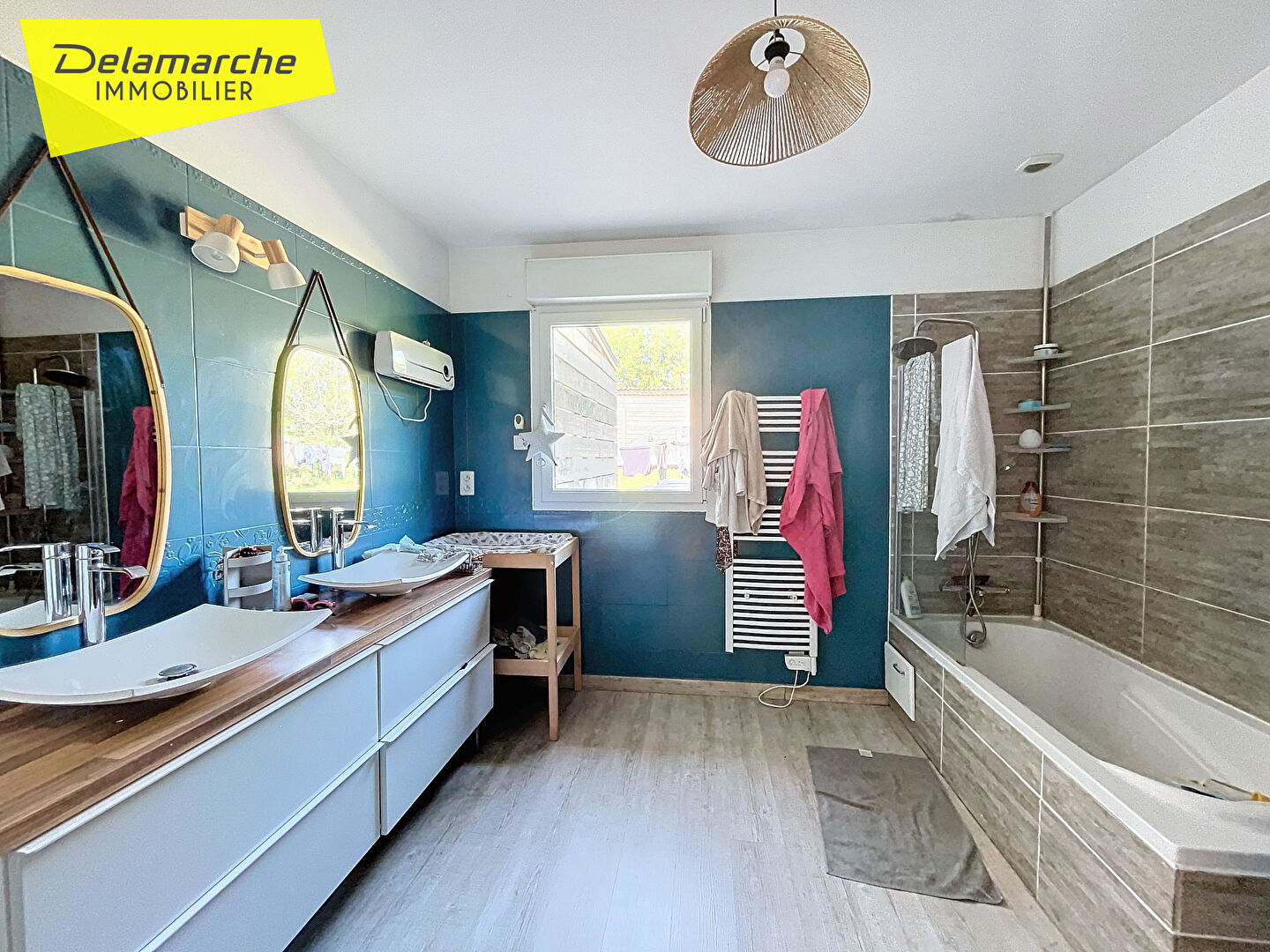 Photo 10 min GRANVILLE (50400)  FOLLIGNY (50320)  Maison  en pierres à vendre 6 chambres  sur env. 1700m²  de terrain. image 6/6