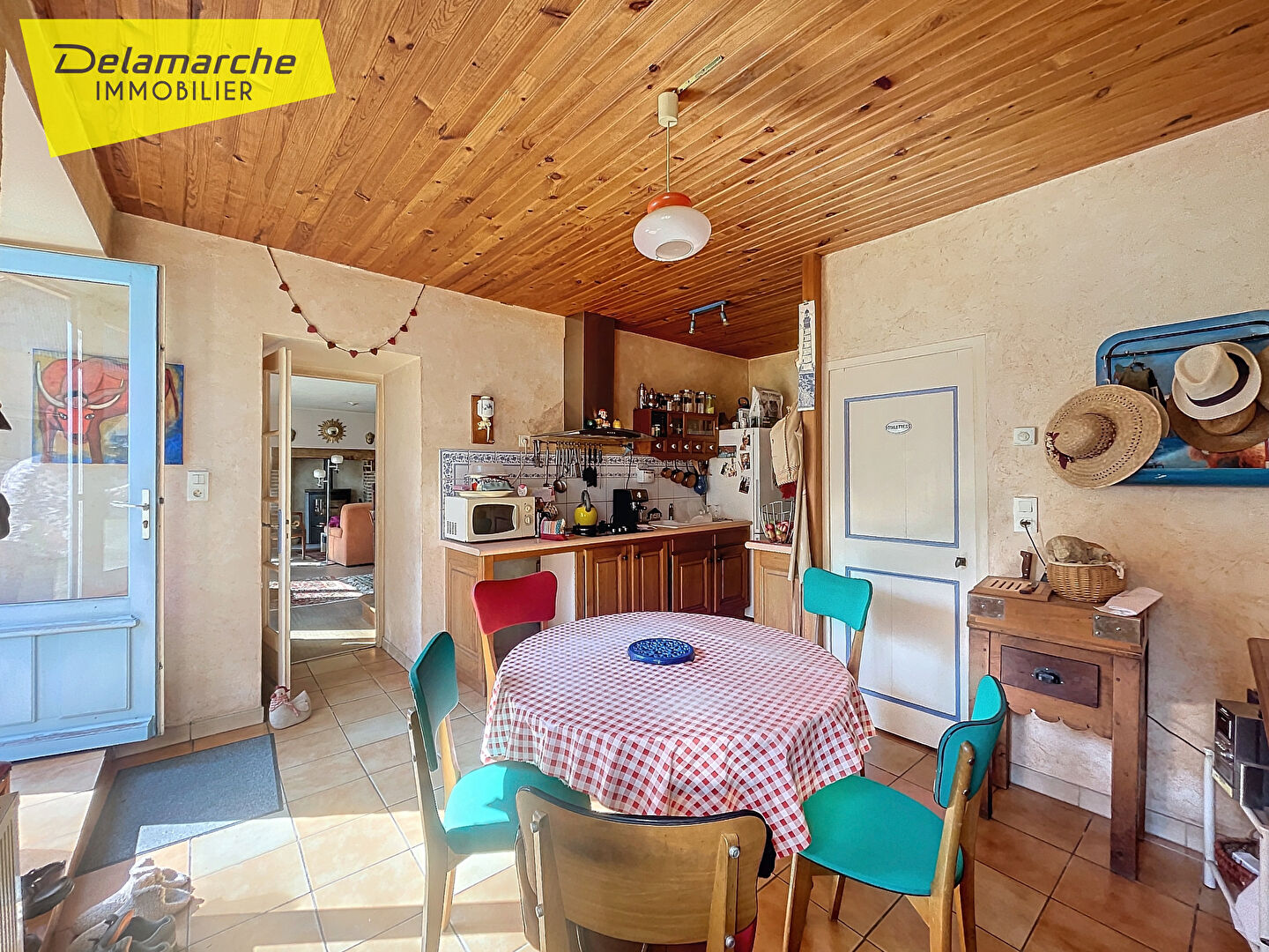 Photo A vendre maison Bricqueville Sur Mer 6 pièces avec dépendances image 2/6