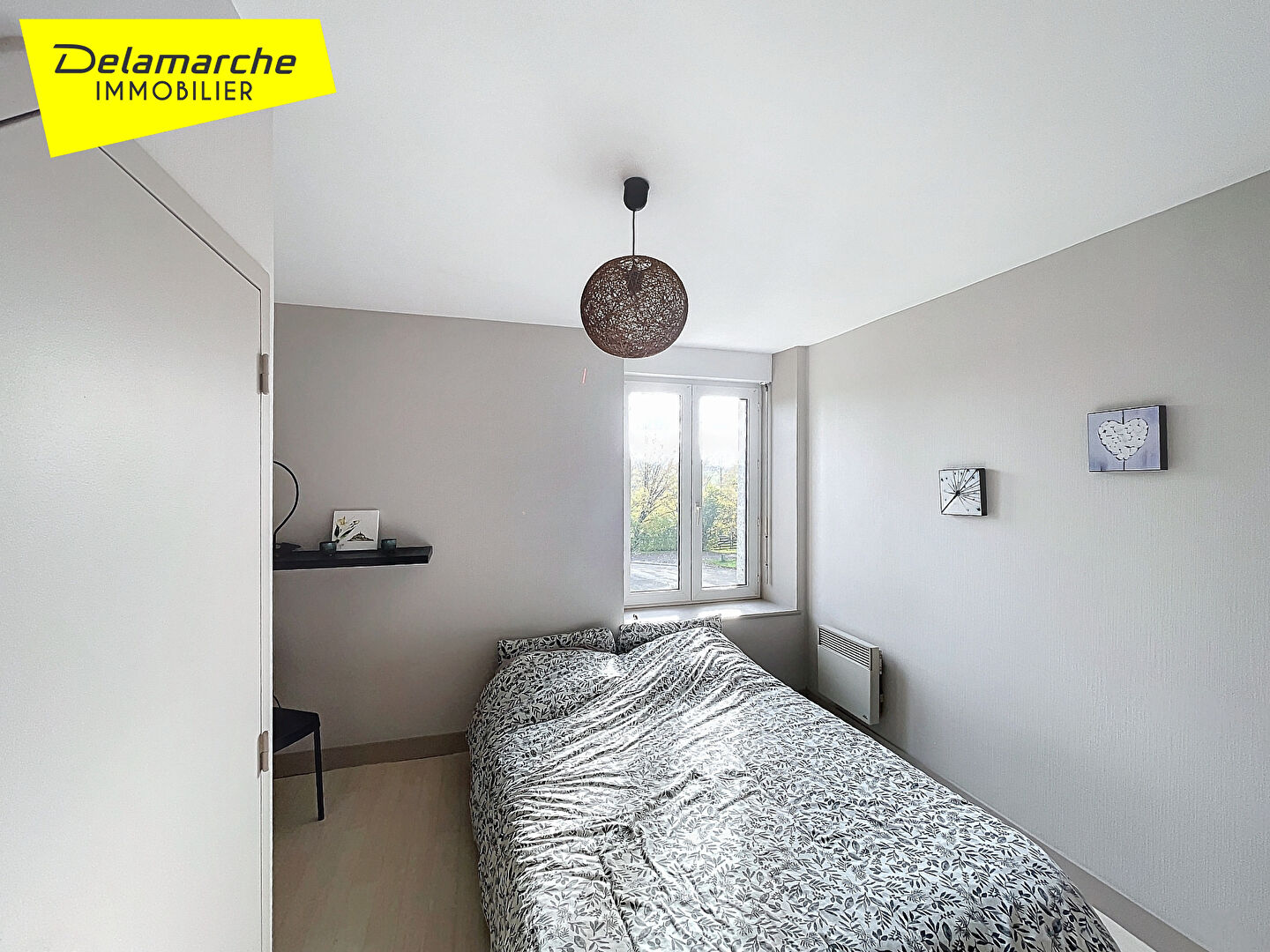 Photo Exploitation agricole avec Maison familiale , hangars et plan d'eau sur 2 hectares de terrain à La Chaise-Baudouin (50370) image 6/6