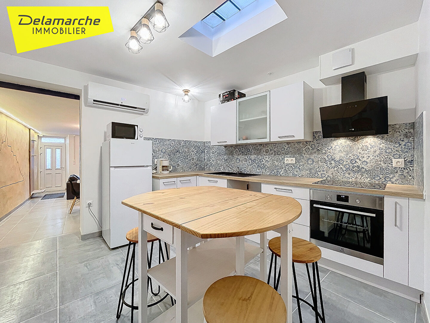 Photo A vendre maison à Genêts 4 pièces Maison de ville rénovée image 1/6