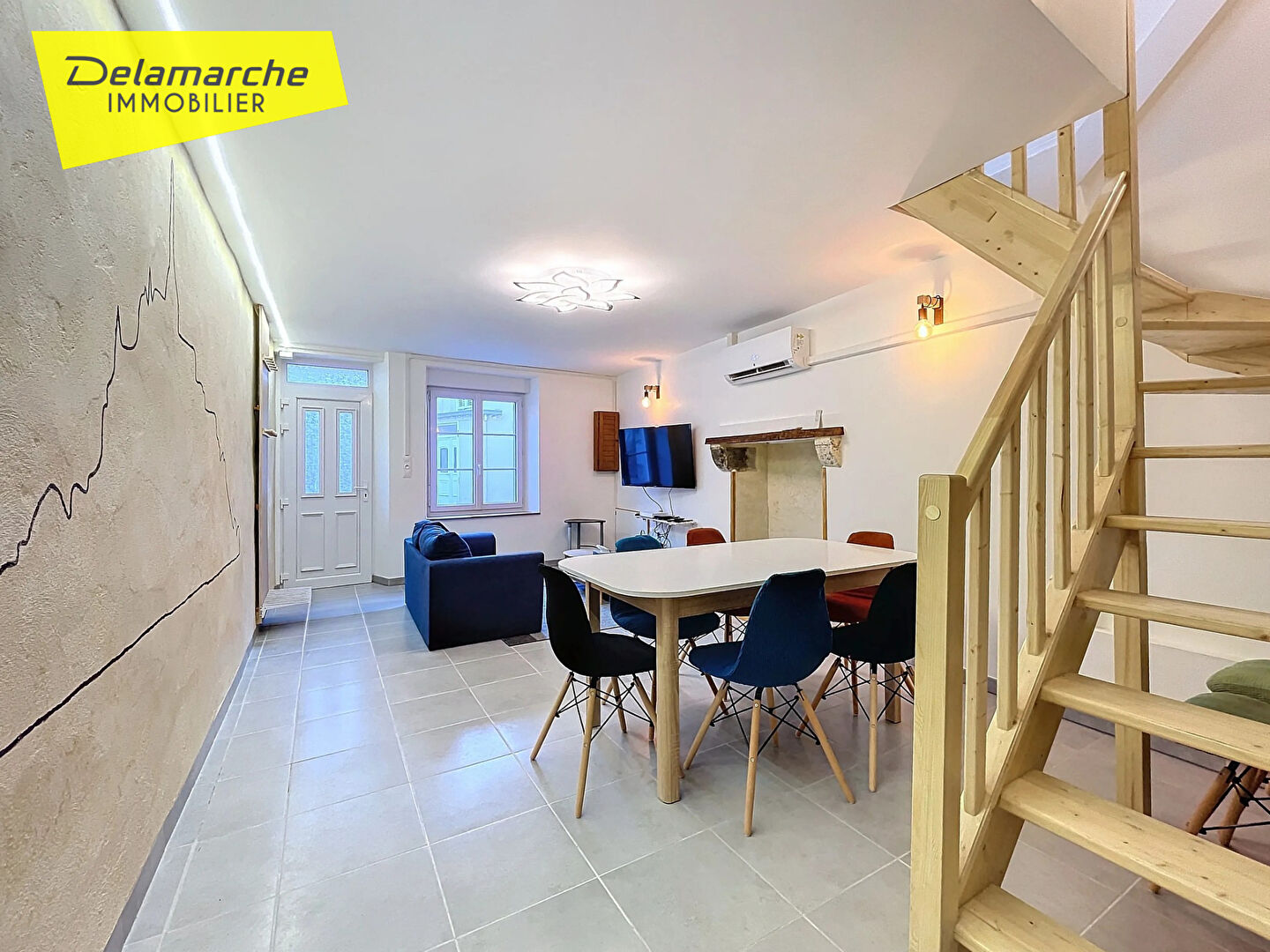 Photo A vendre maison à Genêts 4 pièces Maison de ville rénovée image 2/6