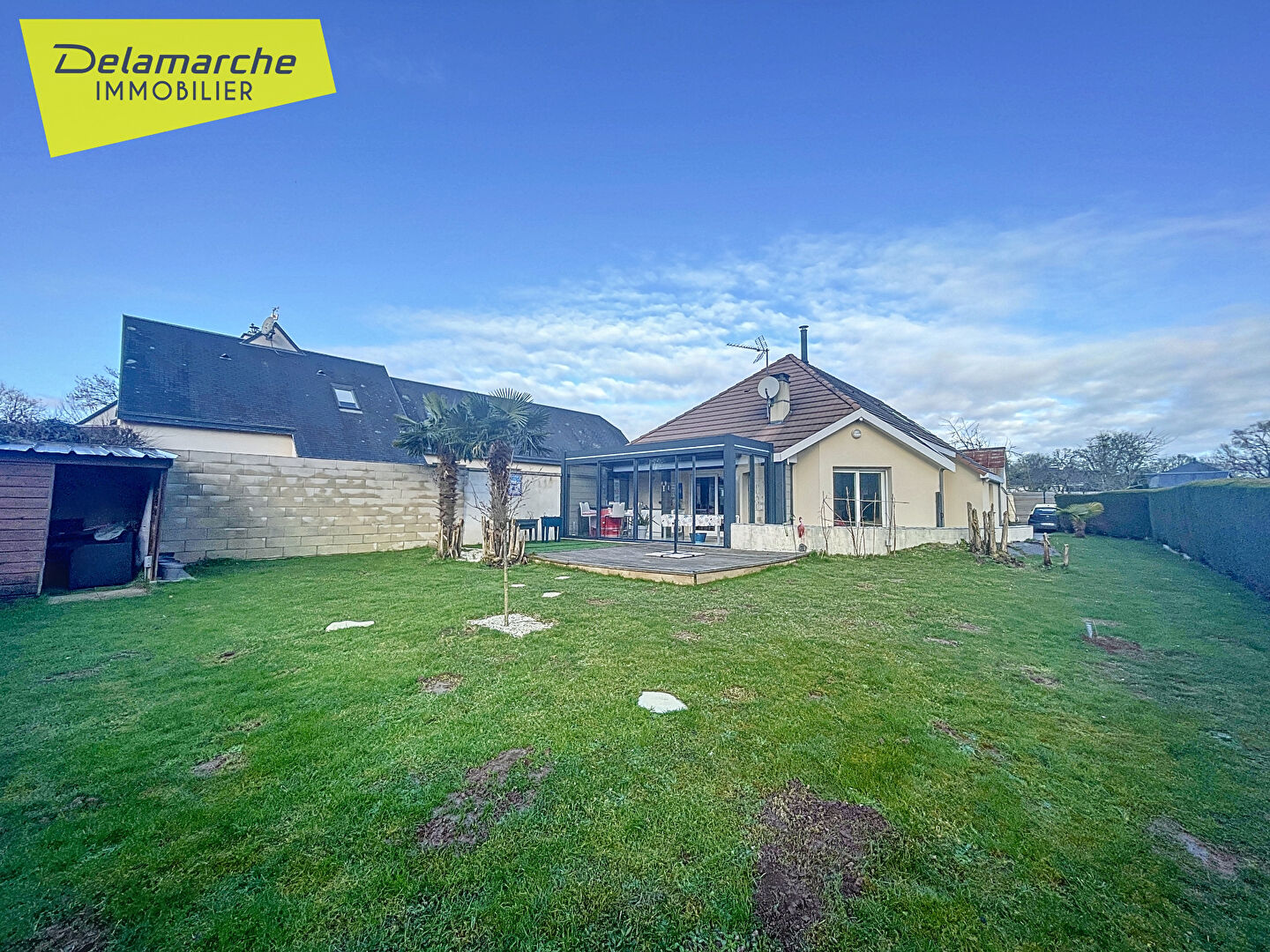 A VENDRE maison familiale d'environ 146m² à LONGUEVILLE