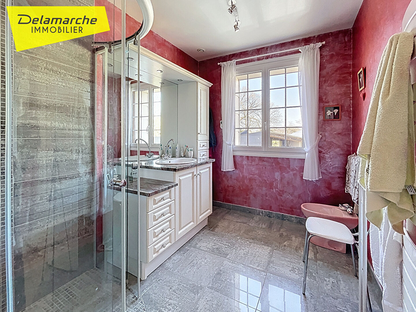 Photo A vendre maison La Lande D'airou avec sous-sol et grand garage image 6/6