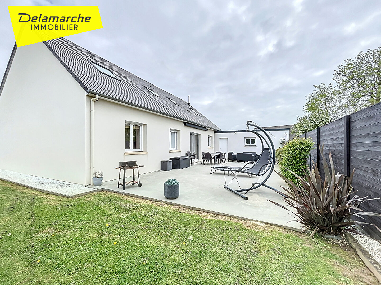 Agence immobilière de 
 Delamarche Immobilier - DELAMARCHE IMMOBILIER - GRANVILLE 
