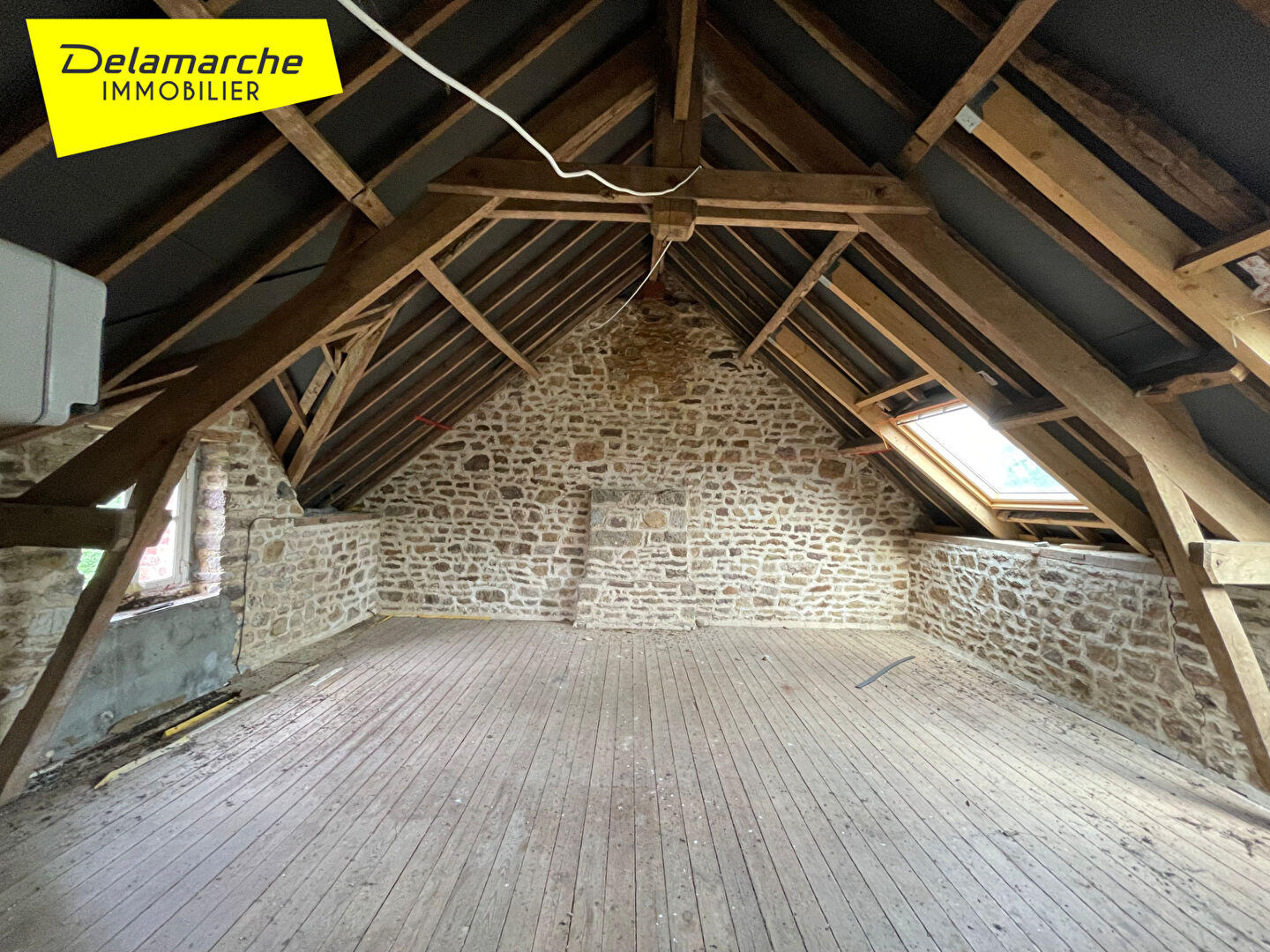 Photo A VENDRE : Maison à rénover à fort potentiel à LA LANDE D'AIROU image 5/6