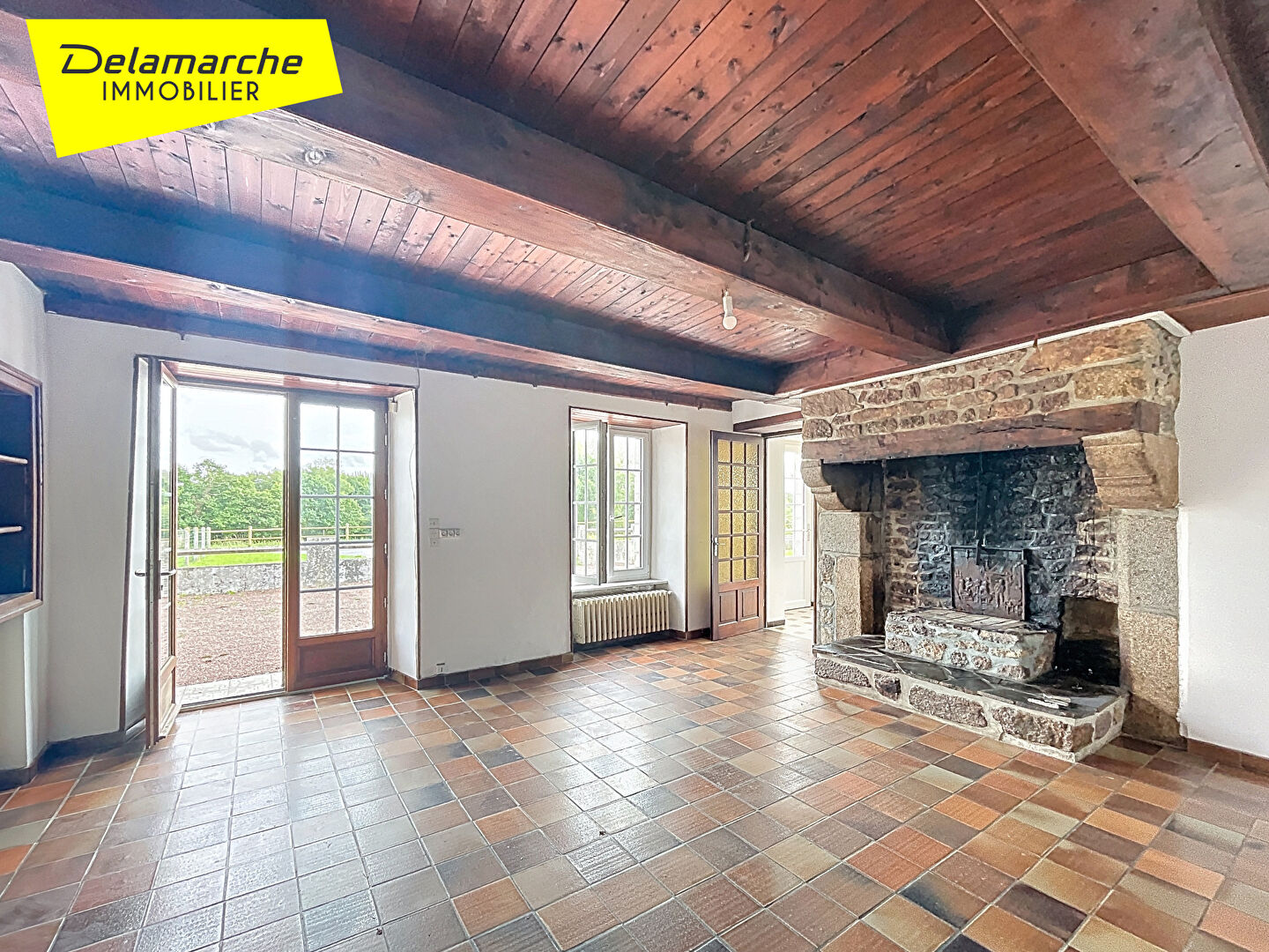 Photo Une ancienne maison mitoyenne 6 pièces avec ses dépendances image 4/6