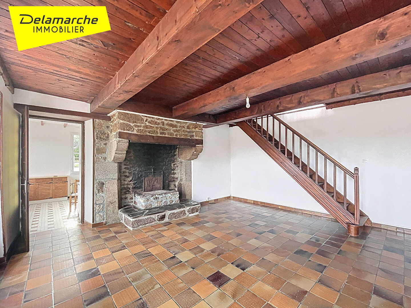 Photo Une ancienne maison mitoyenne 6 pièces avec ses dépendances image 5/6