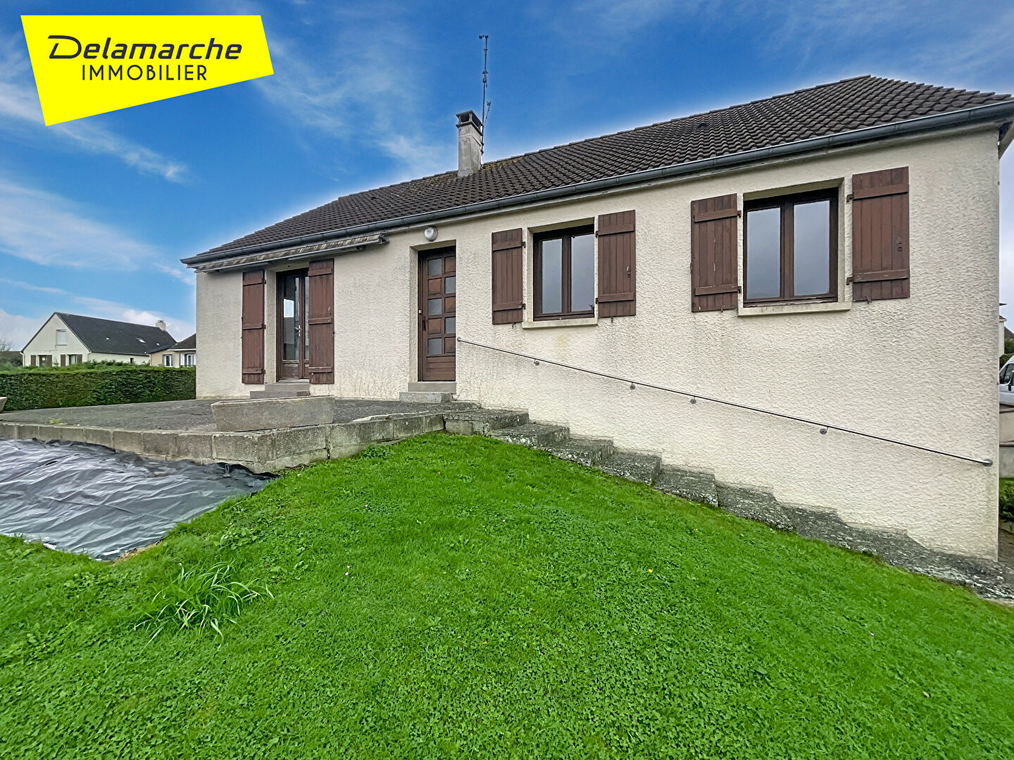 A vendre maison 5 pièces  3 chambres  sur sous-sol  à La Haye Pesnel (50320) sur terrain d'env. 720m²