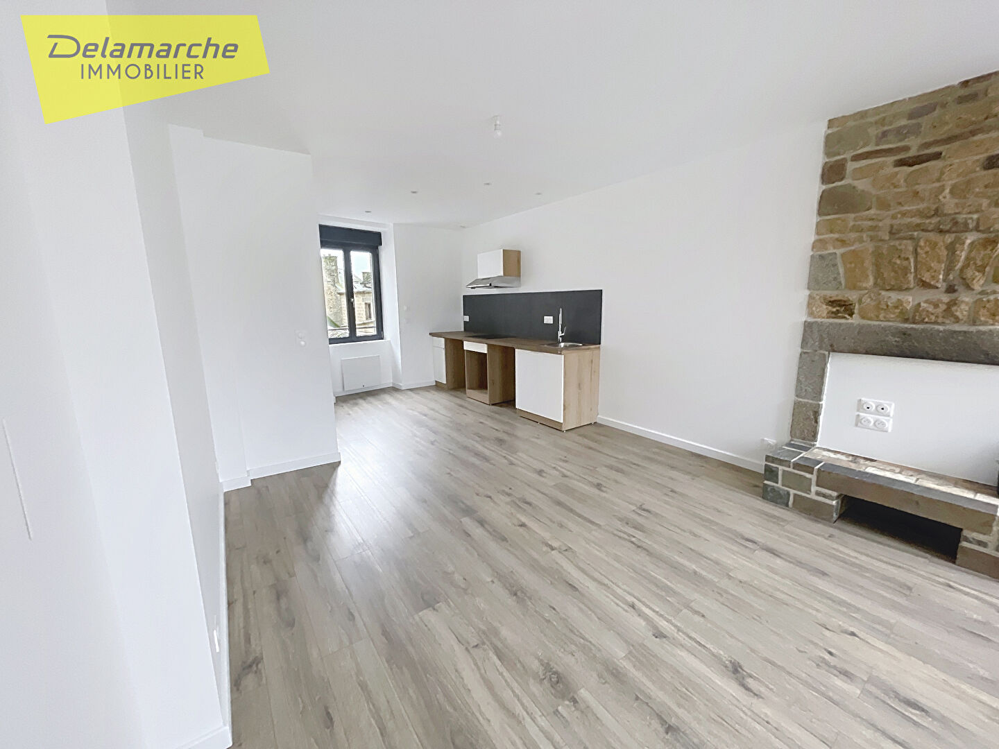 Agence immobilière de Delamarche Immobilier - Delamarche Immobilier - Saint Martin de Brehal