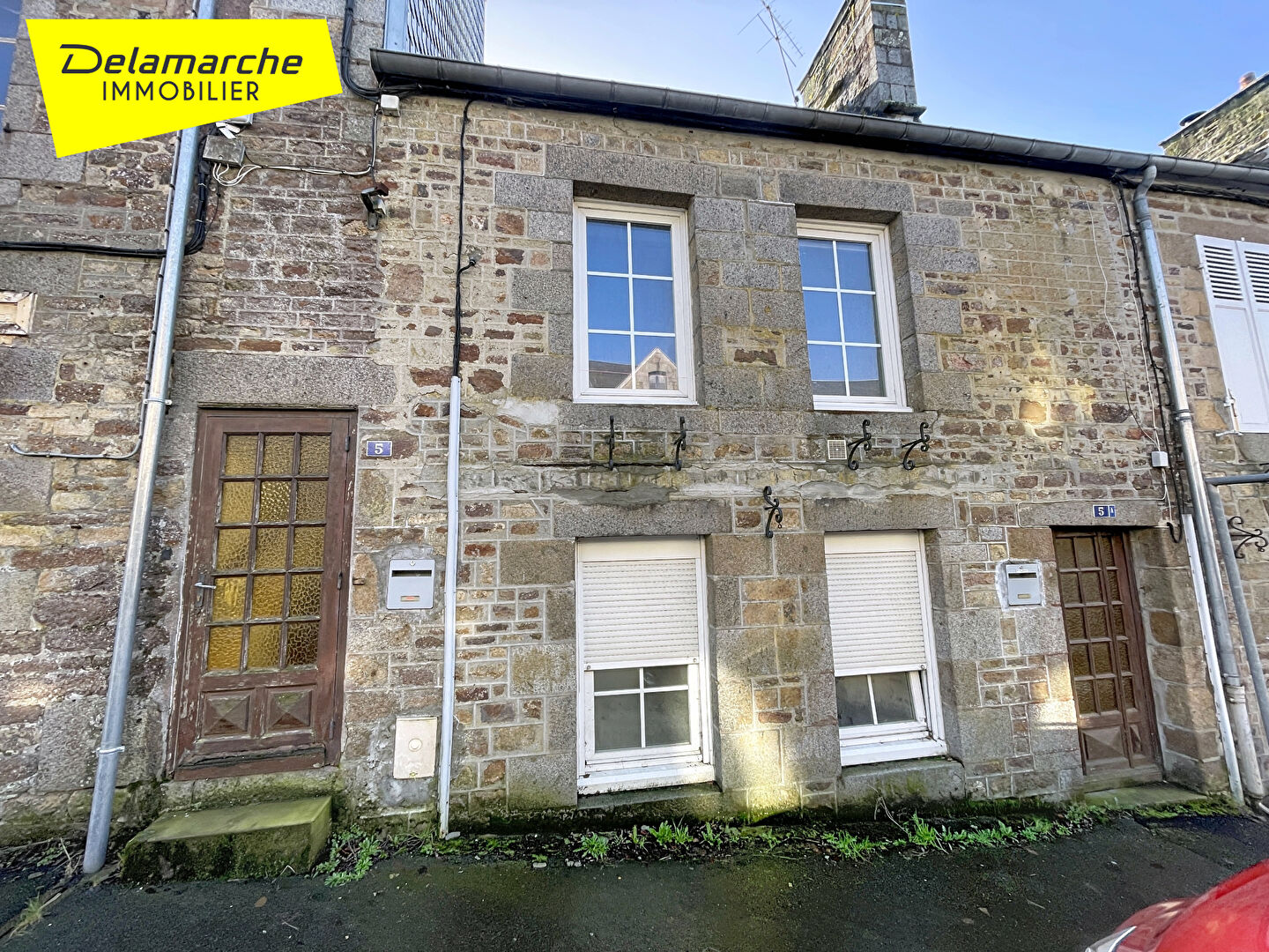 Agence immobilière de 
 Delamarche Immobilier - Delamarche Immobilier - La Haye Pesnel 
