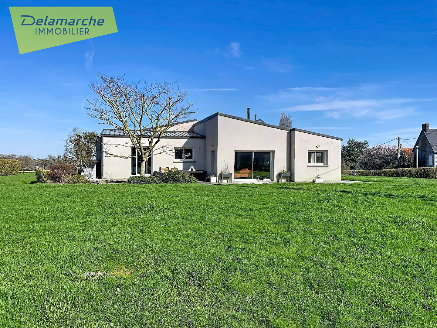 Agence immobilière de 
 Delamarche Immobilier - Delamarche Immobilier - La Haye Pesnel 
