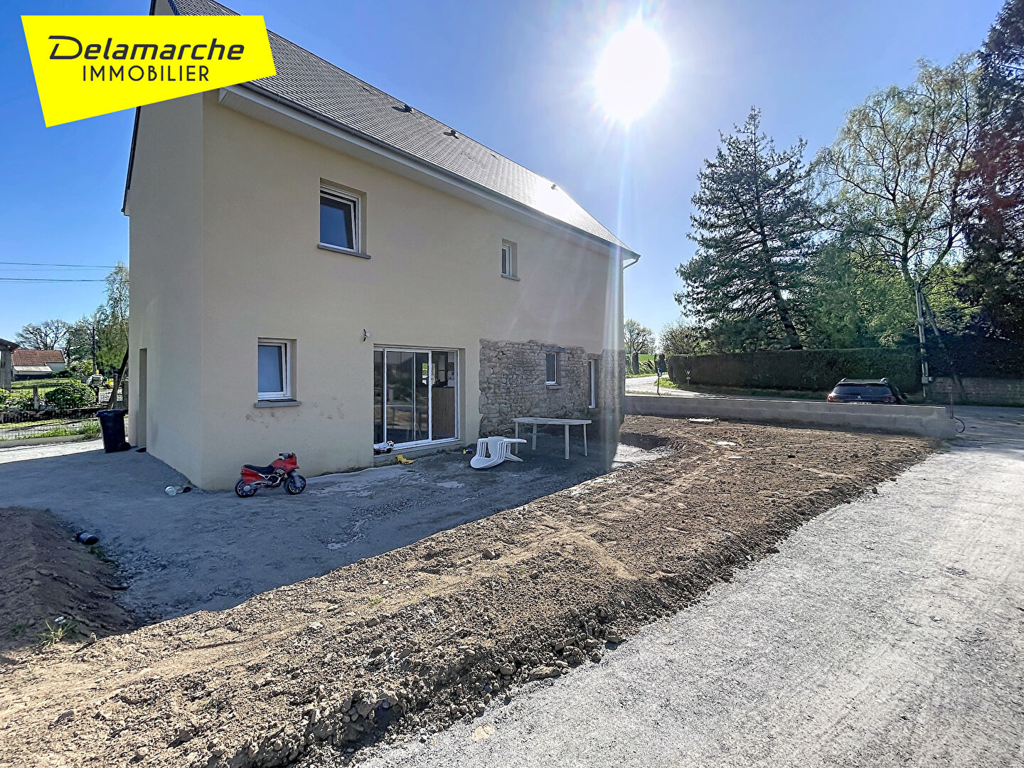 Agence immobilière de 
 Delamarche Immobilier - Delamarche Immobilier - La Haye Pesnel 

