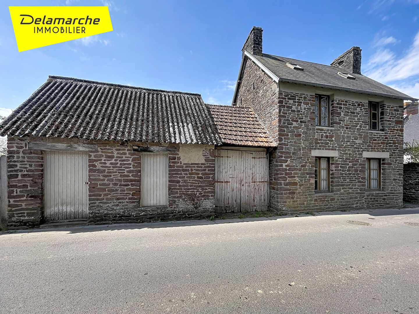Agence immobilière de 
 Delamarche Immobilier - Delamarche Immobilier - La Haye Pesnel 
