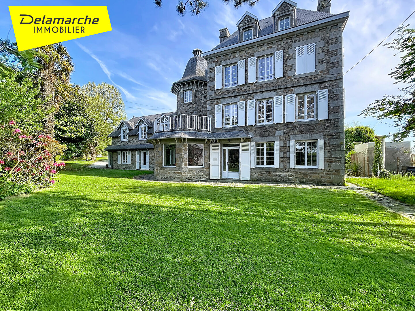 Agence immobilière de 
 Delamarche Immobilier - Delamarche Immobilier - La Haye Pesnel 
